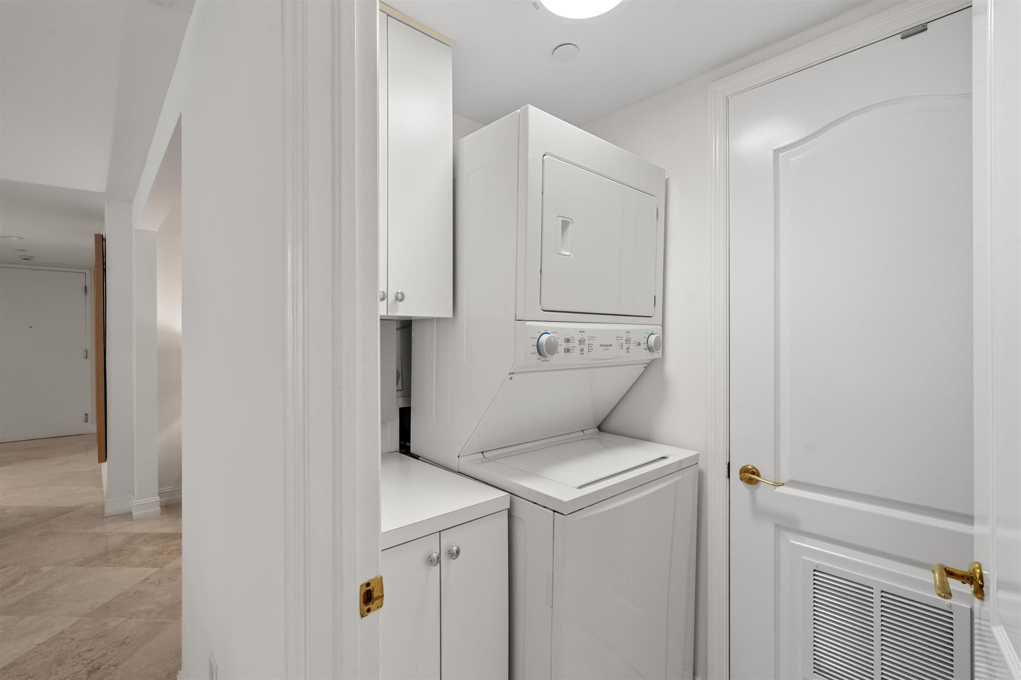 550 SE Mizner Boulevard B202