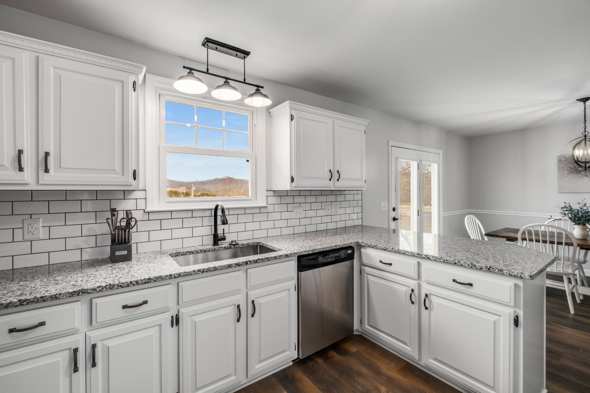 2808 Puckett Ln