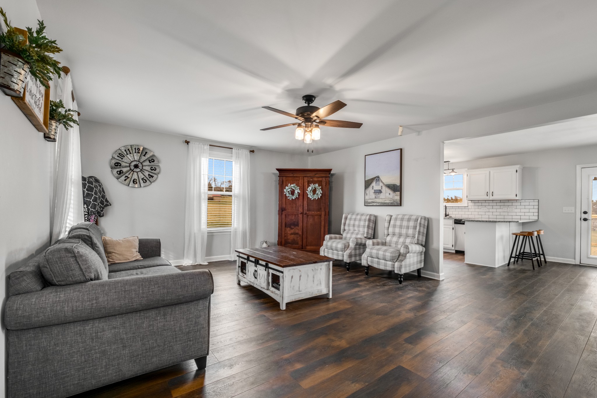2808 Puckett Ln