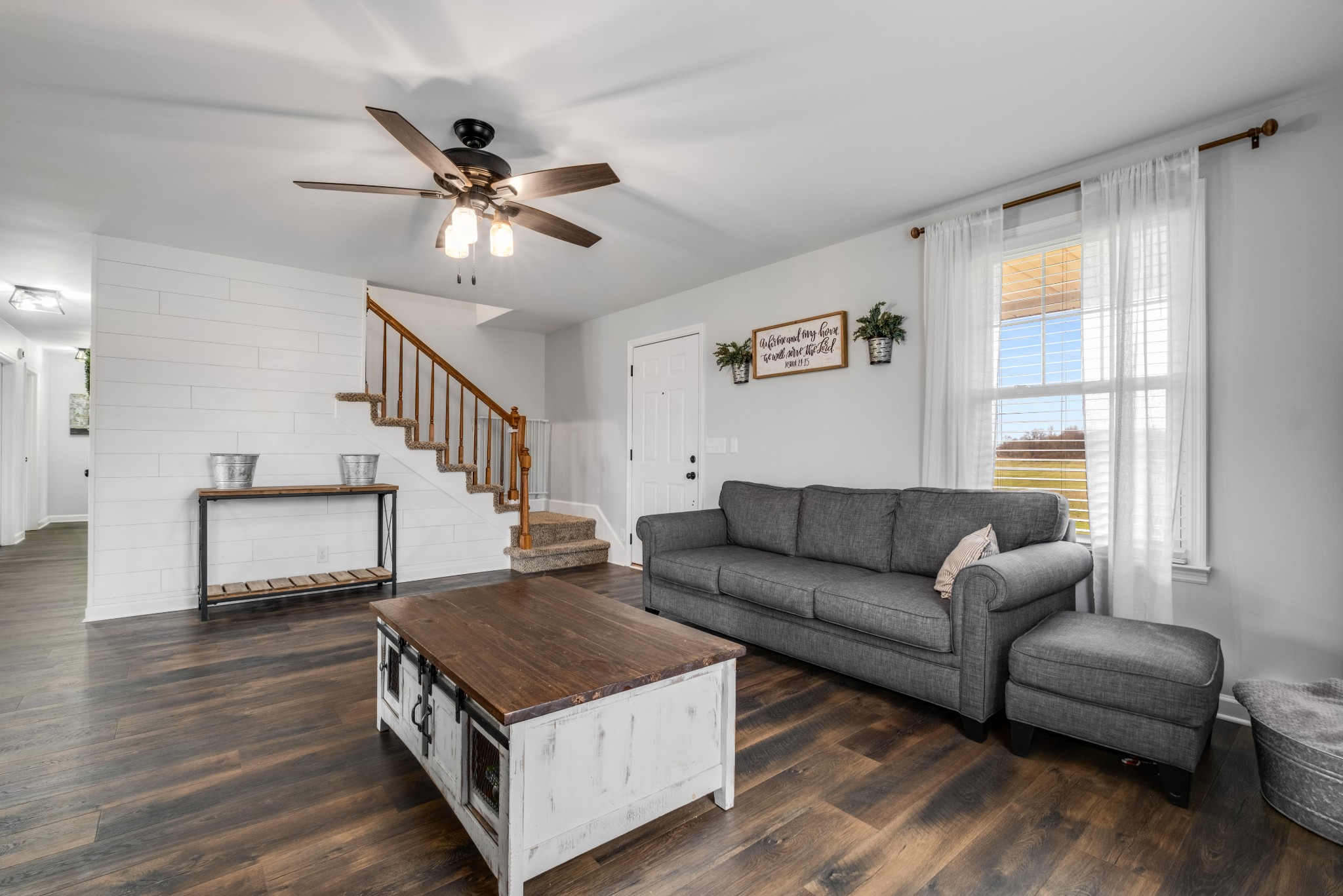 2808 Puckett Ln
