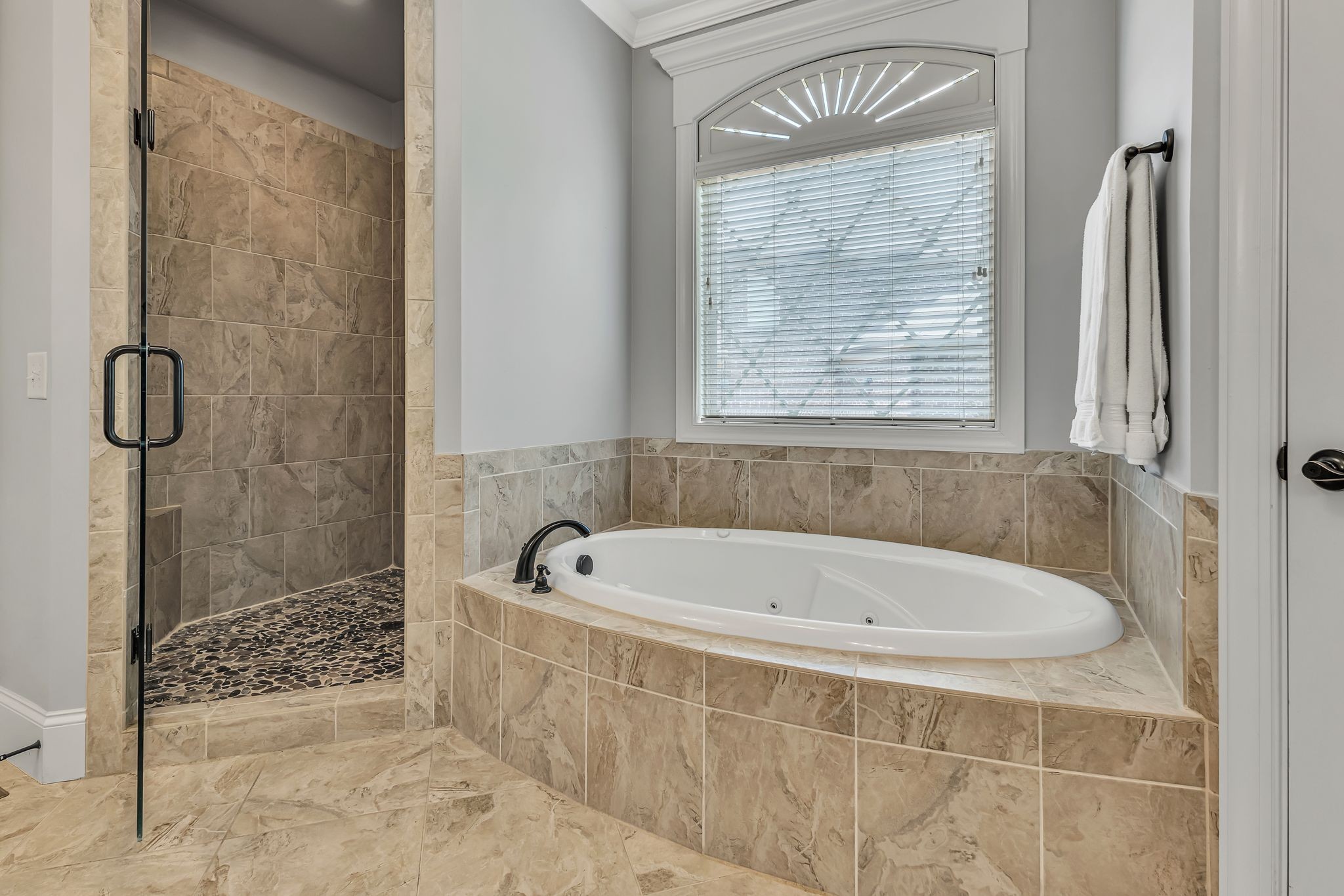 4112 Katherines Br