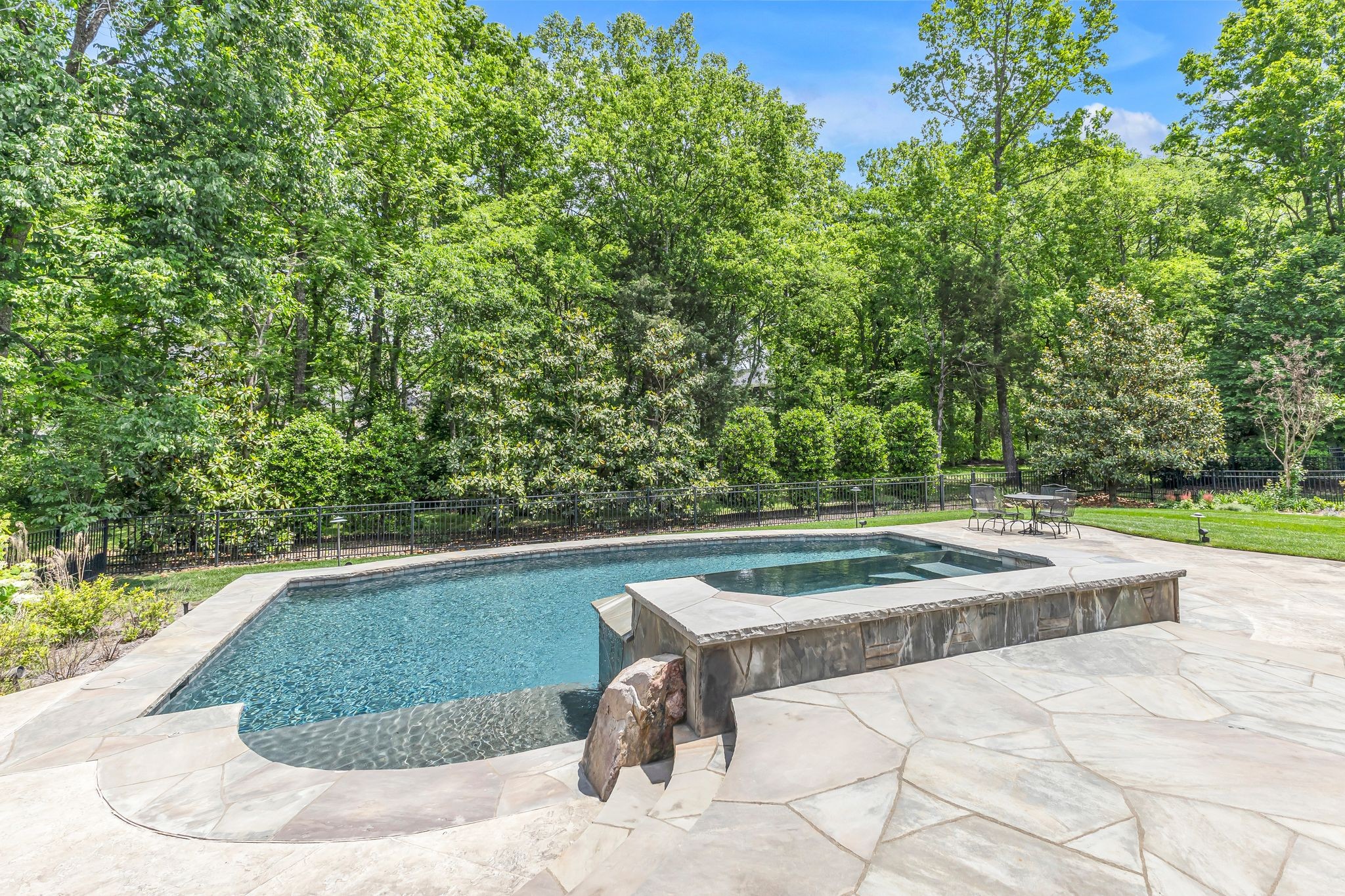 4112 Katherines Br
