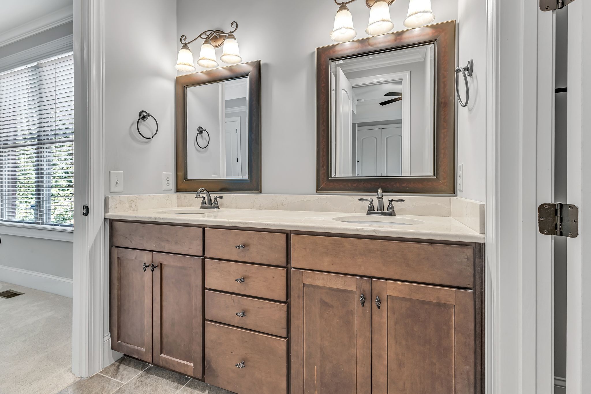 4112 Katherines Br