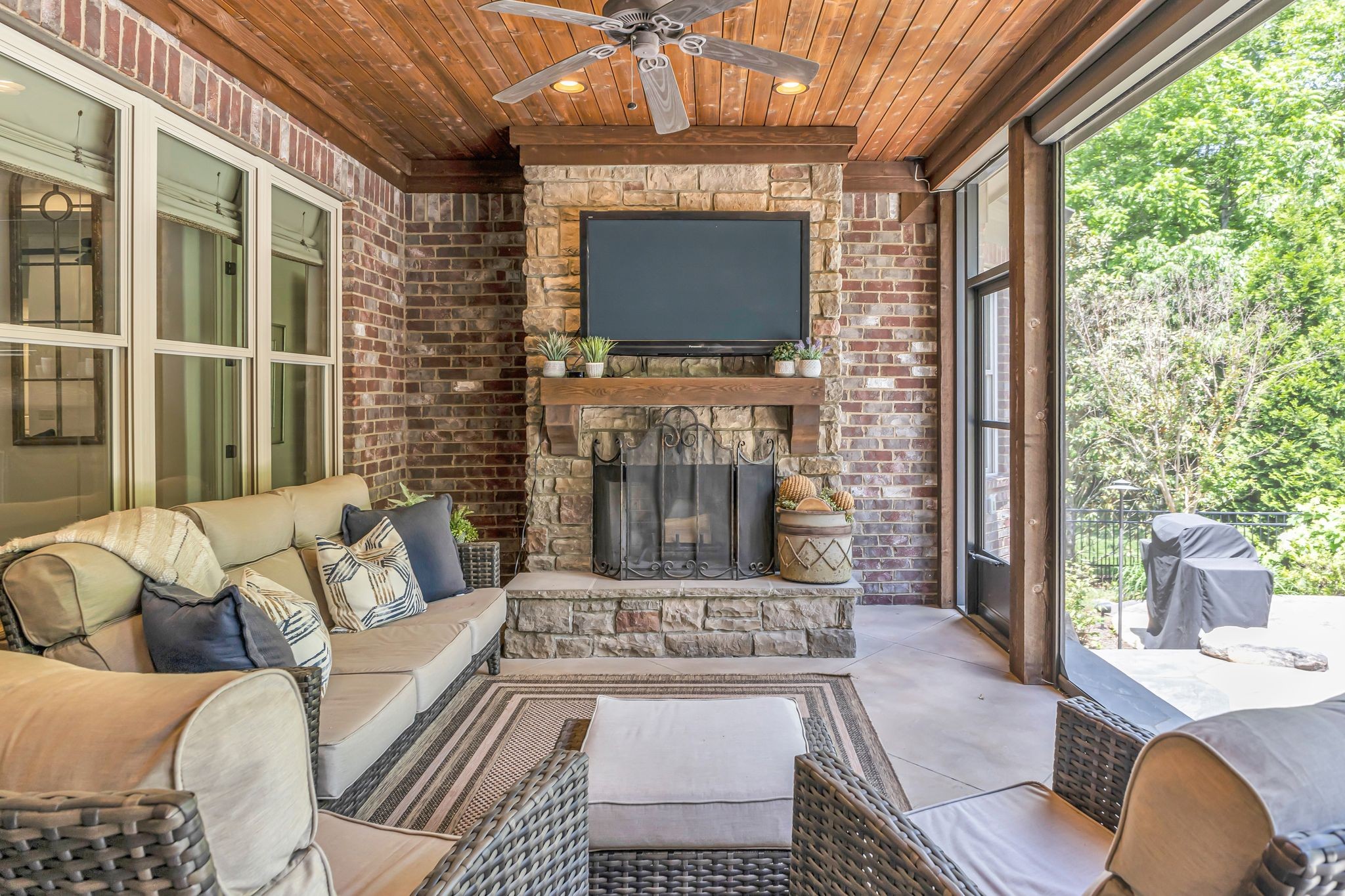 4112 Katherines Br