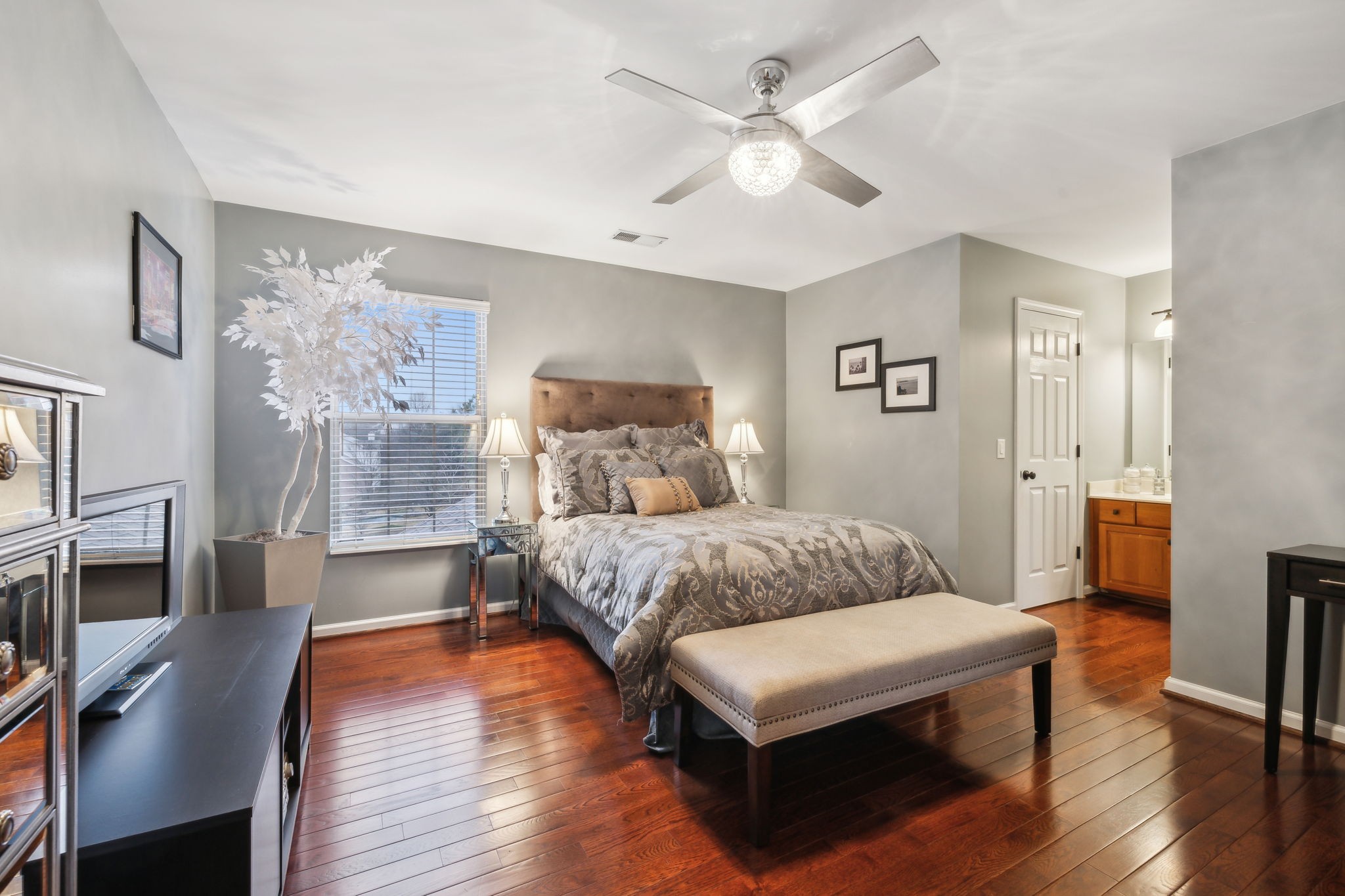 388 Logans Cir