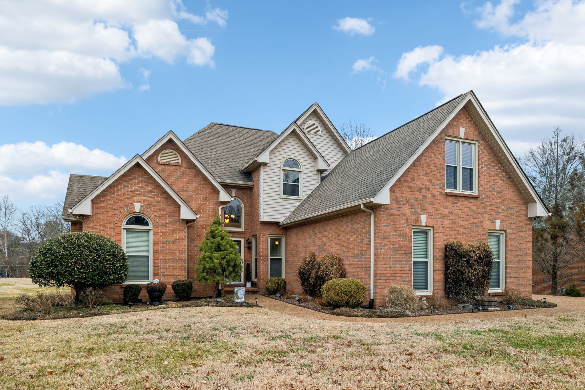 2092 Brookstone Dr