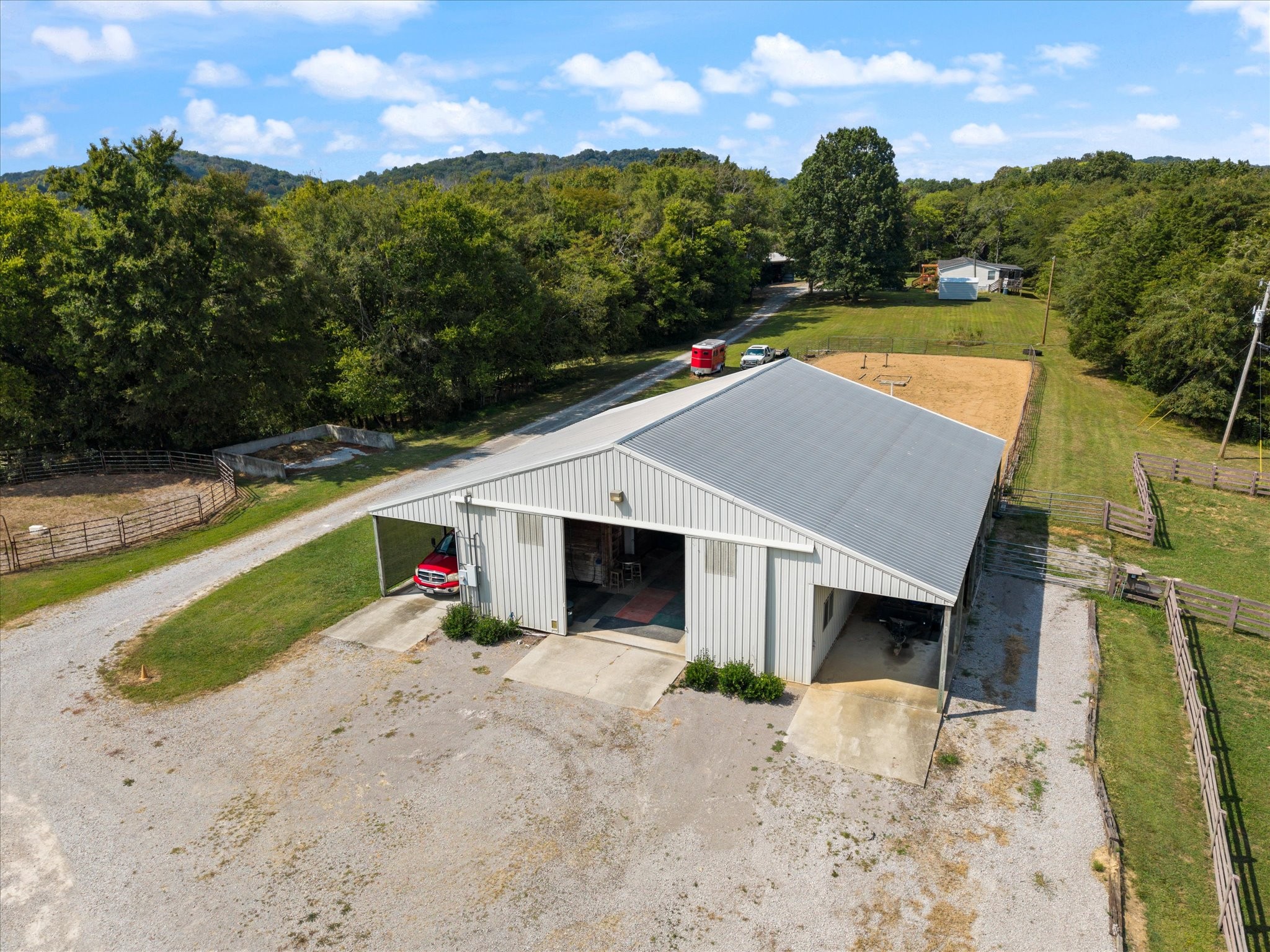 6346 Railroad Rd