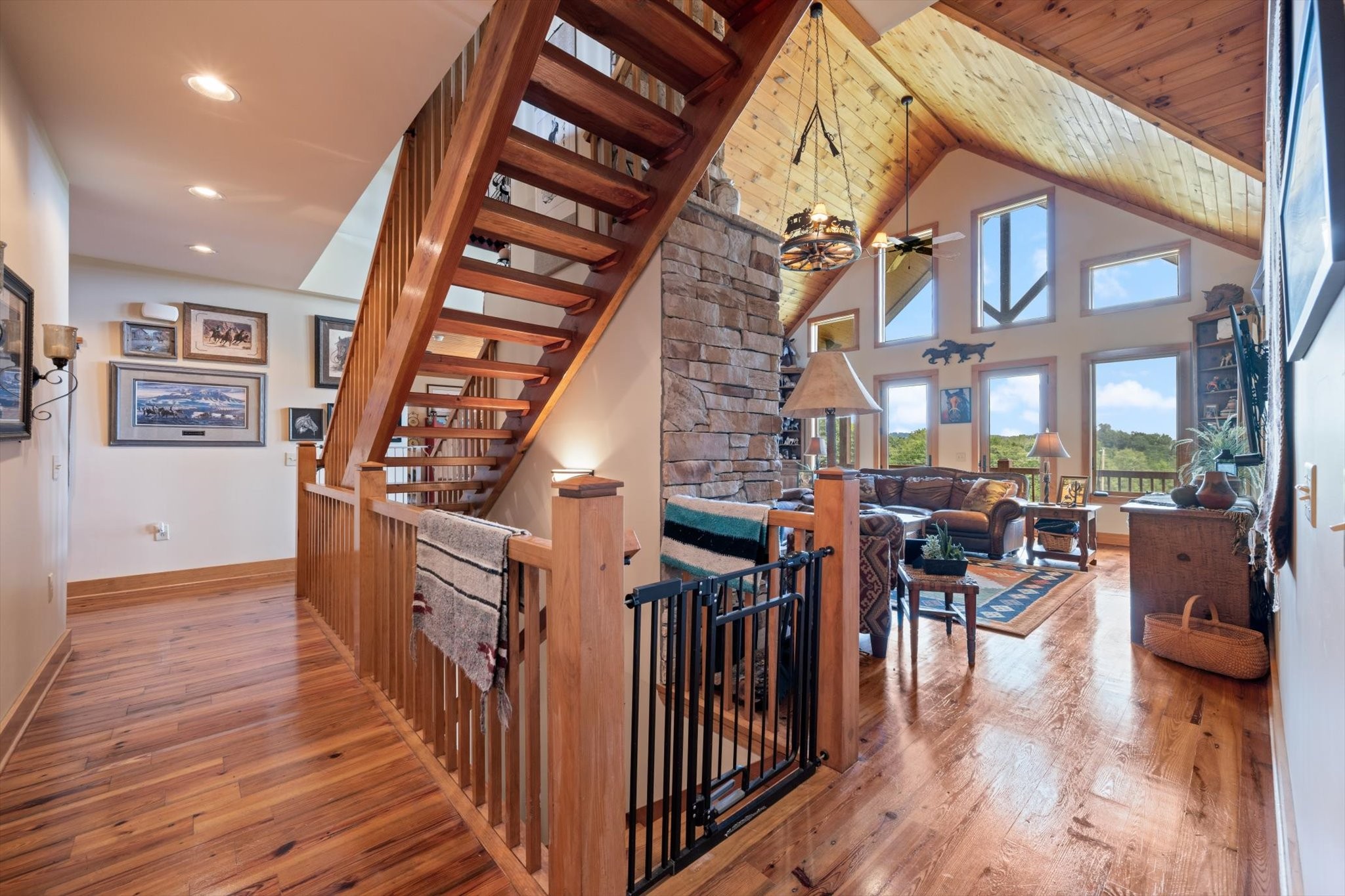 6346 Railroad Rd