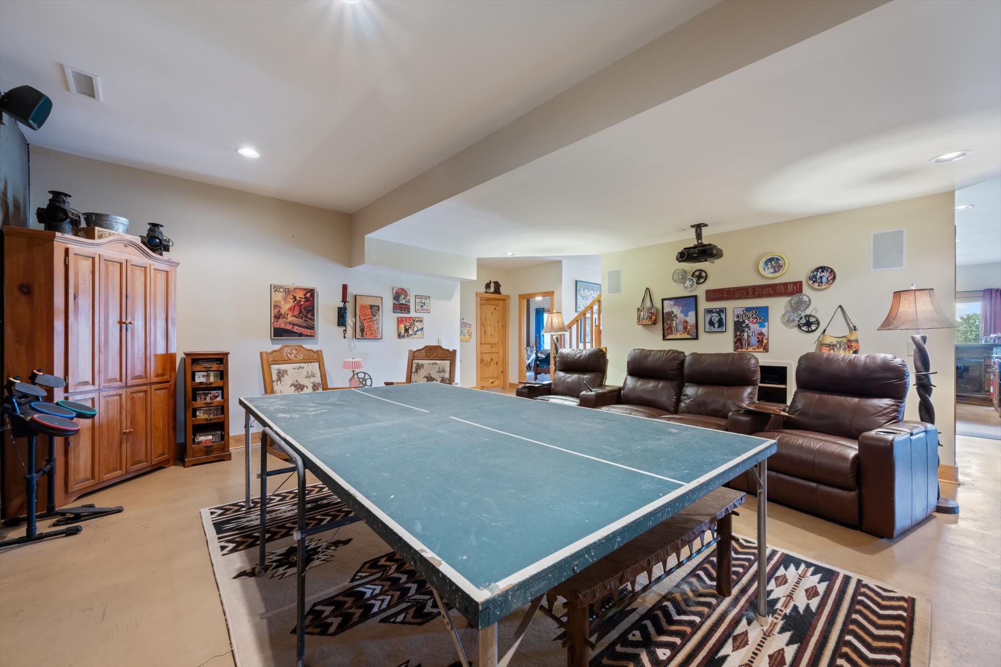 6346 Railroad Rd
