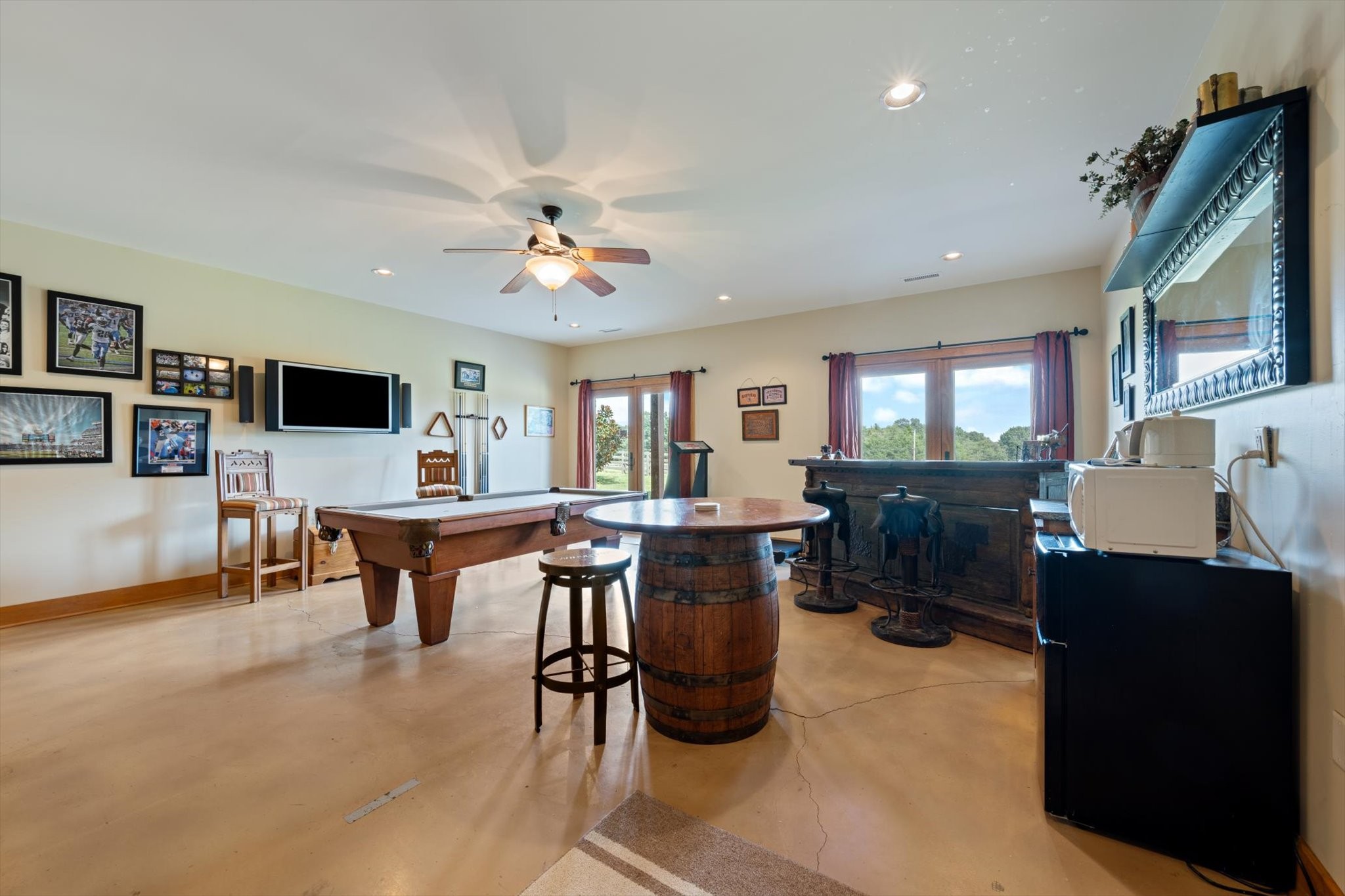 6346 Railroad Rd