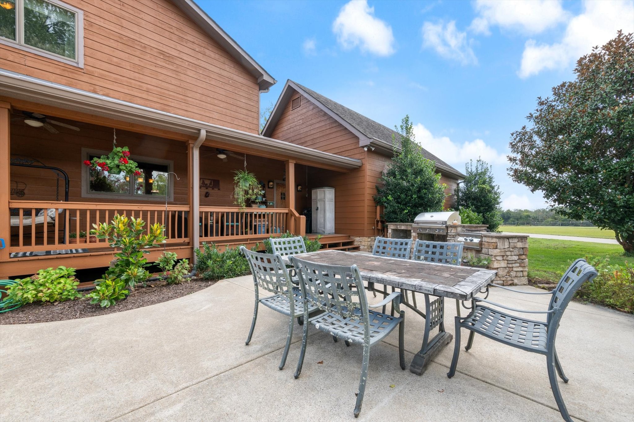 6346 Railroad Rd