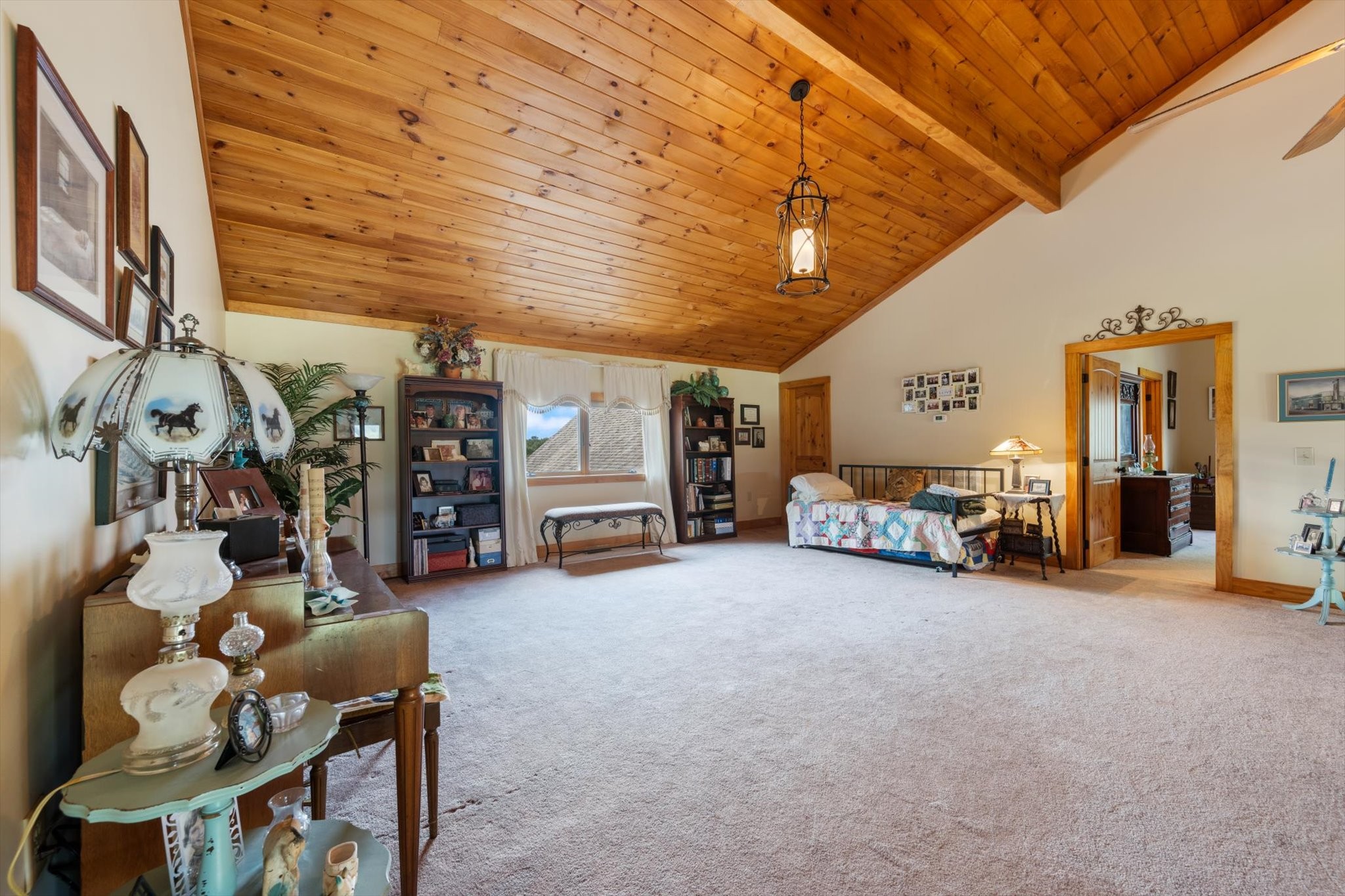 6346 Railroad Rd