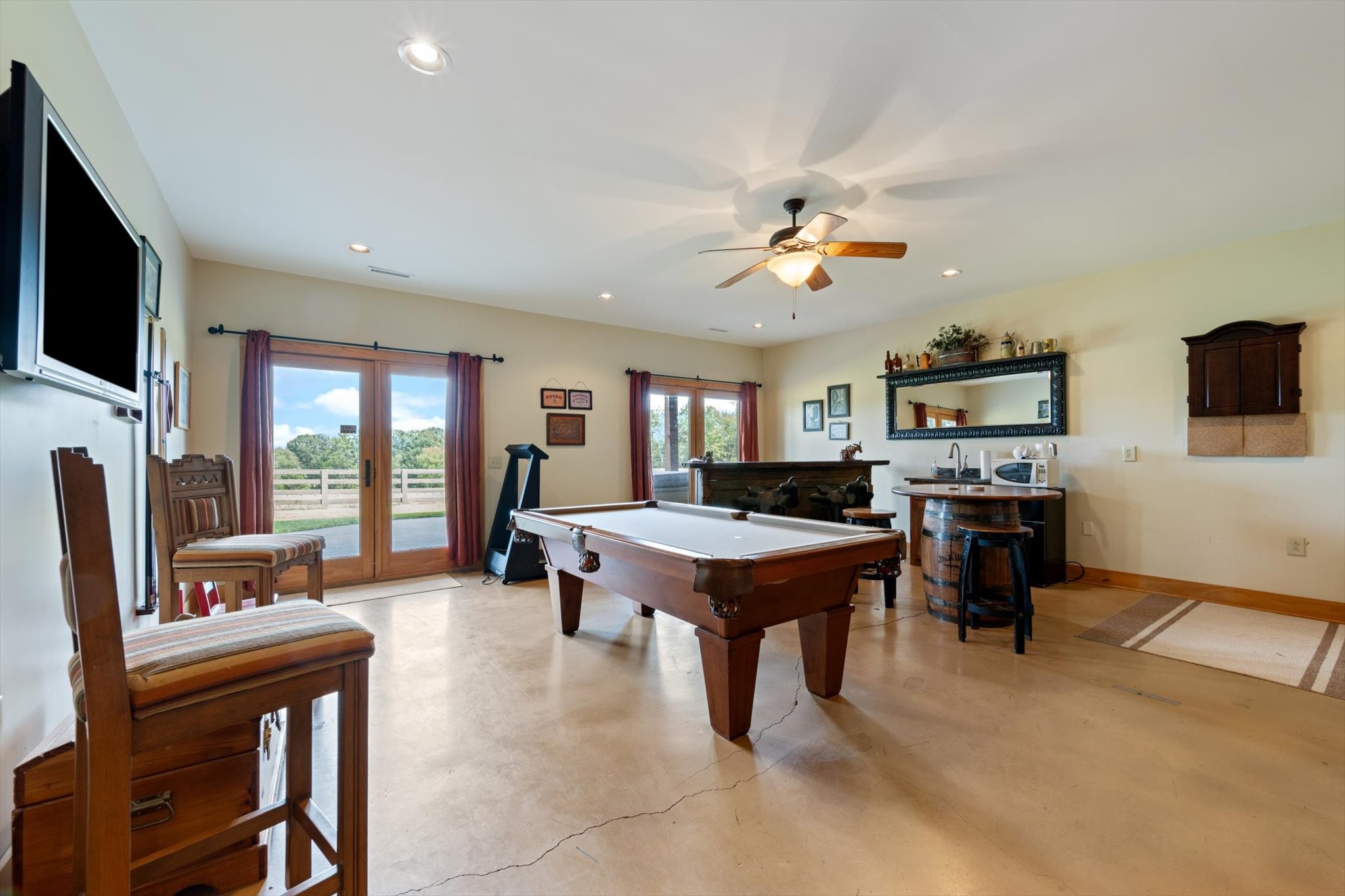 6346 Railroad Rd