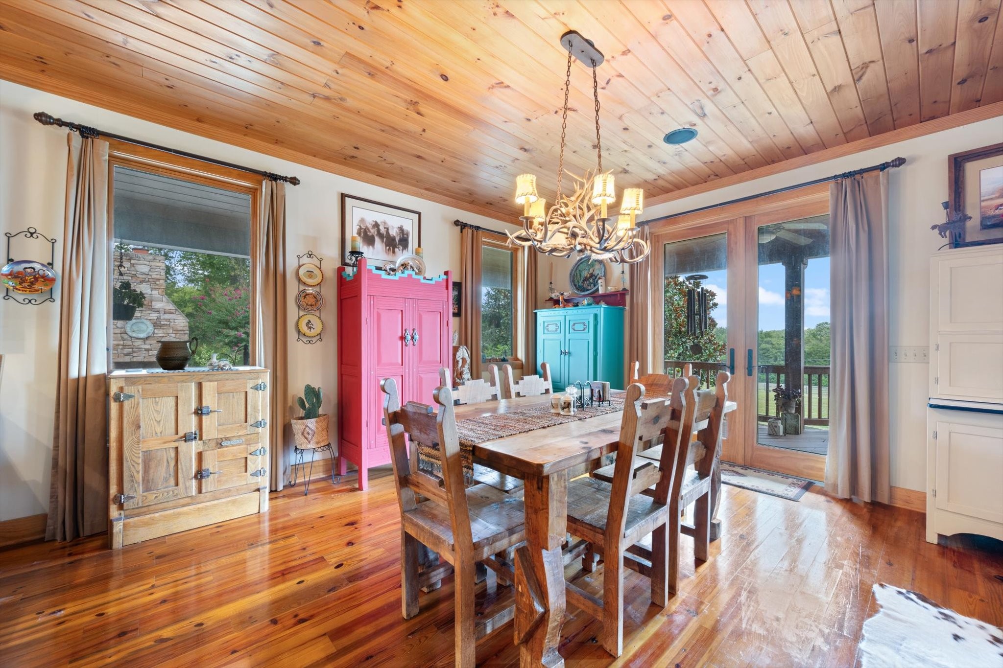 6346 Railroad Rd