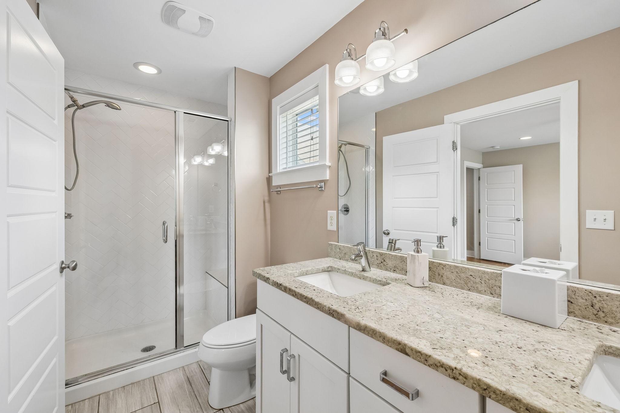 6010 Morrow Rd Unit: A