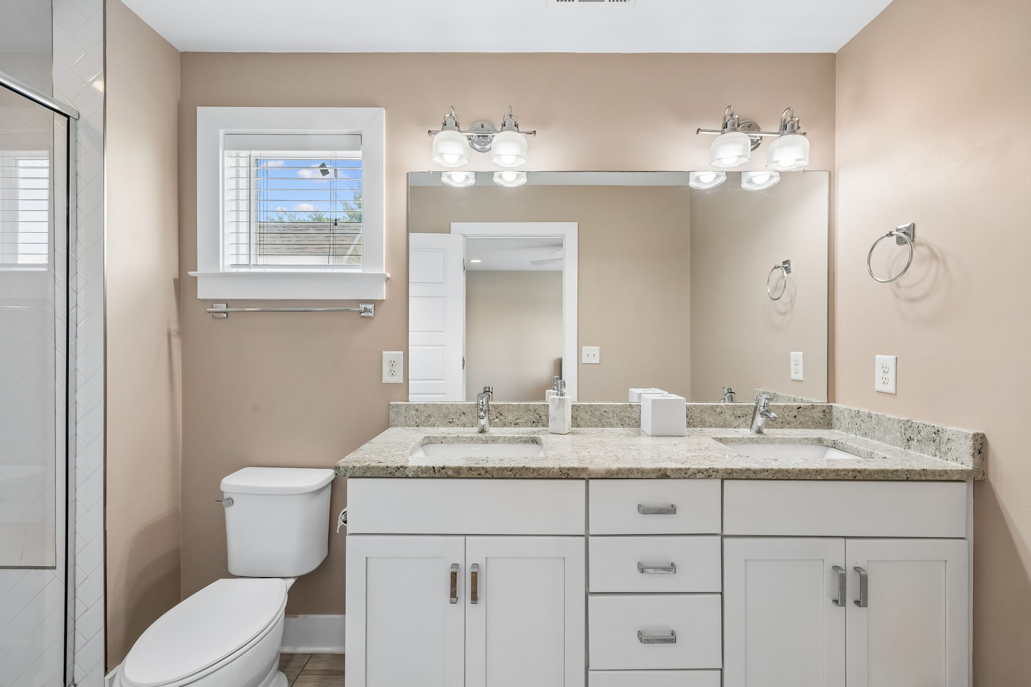 6010 Morrow Rd Unit: A