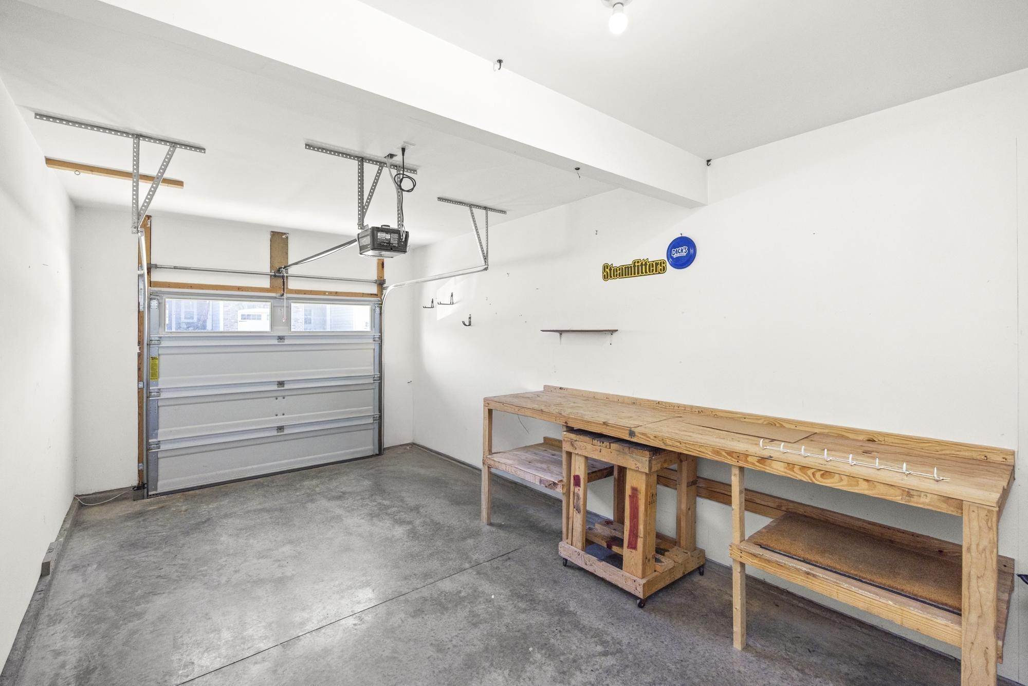 112 Bergen Dr