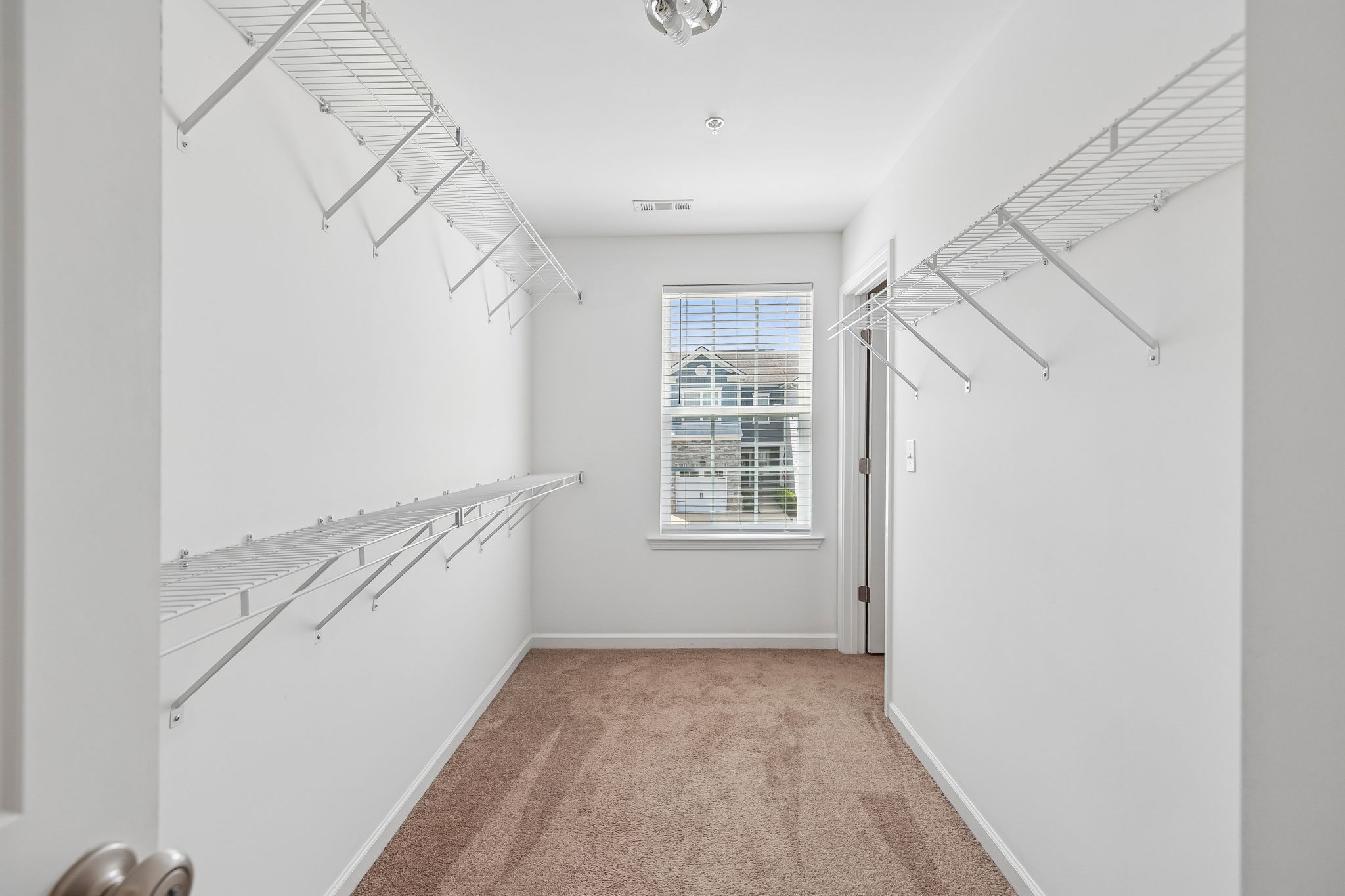 112 Bergen Dr