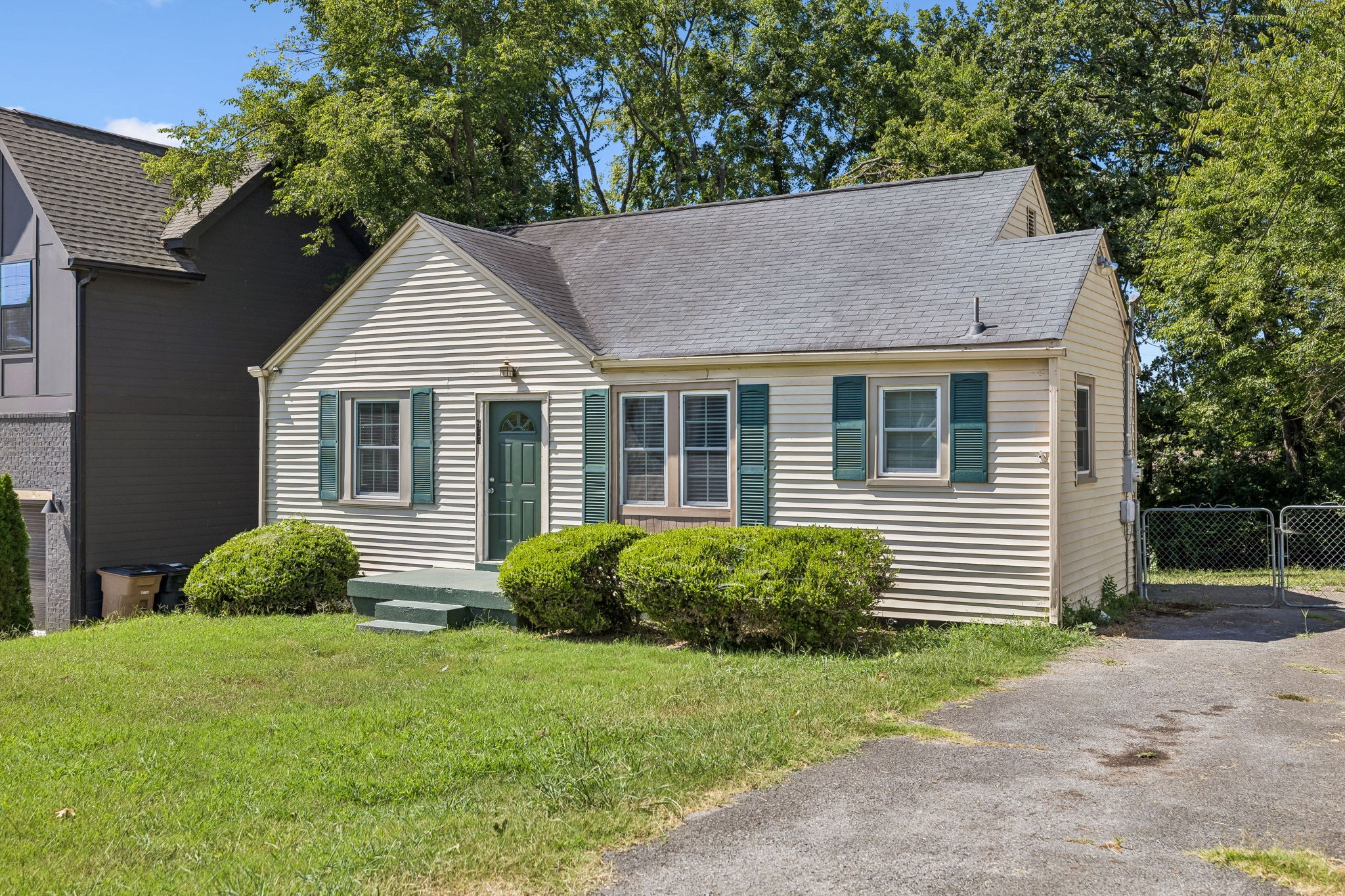 543 Croley Dr
