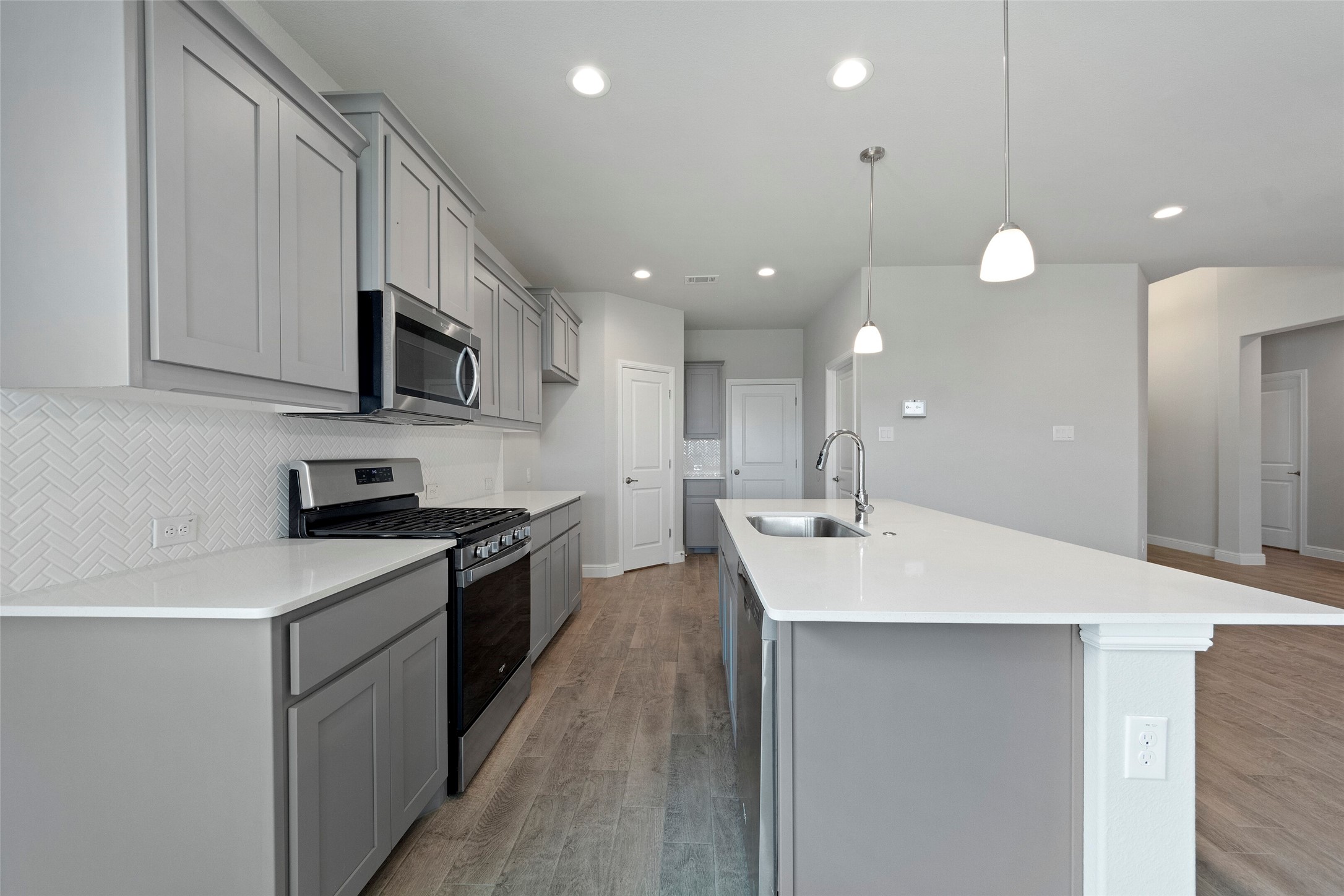245 Oldcastle Way