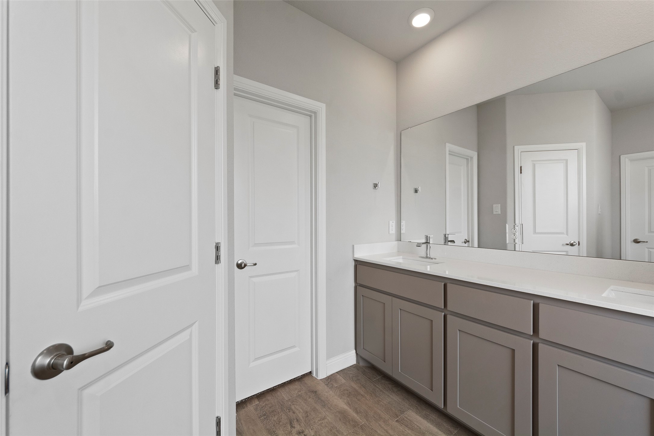 245 Oldcastle Way