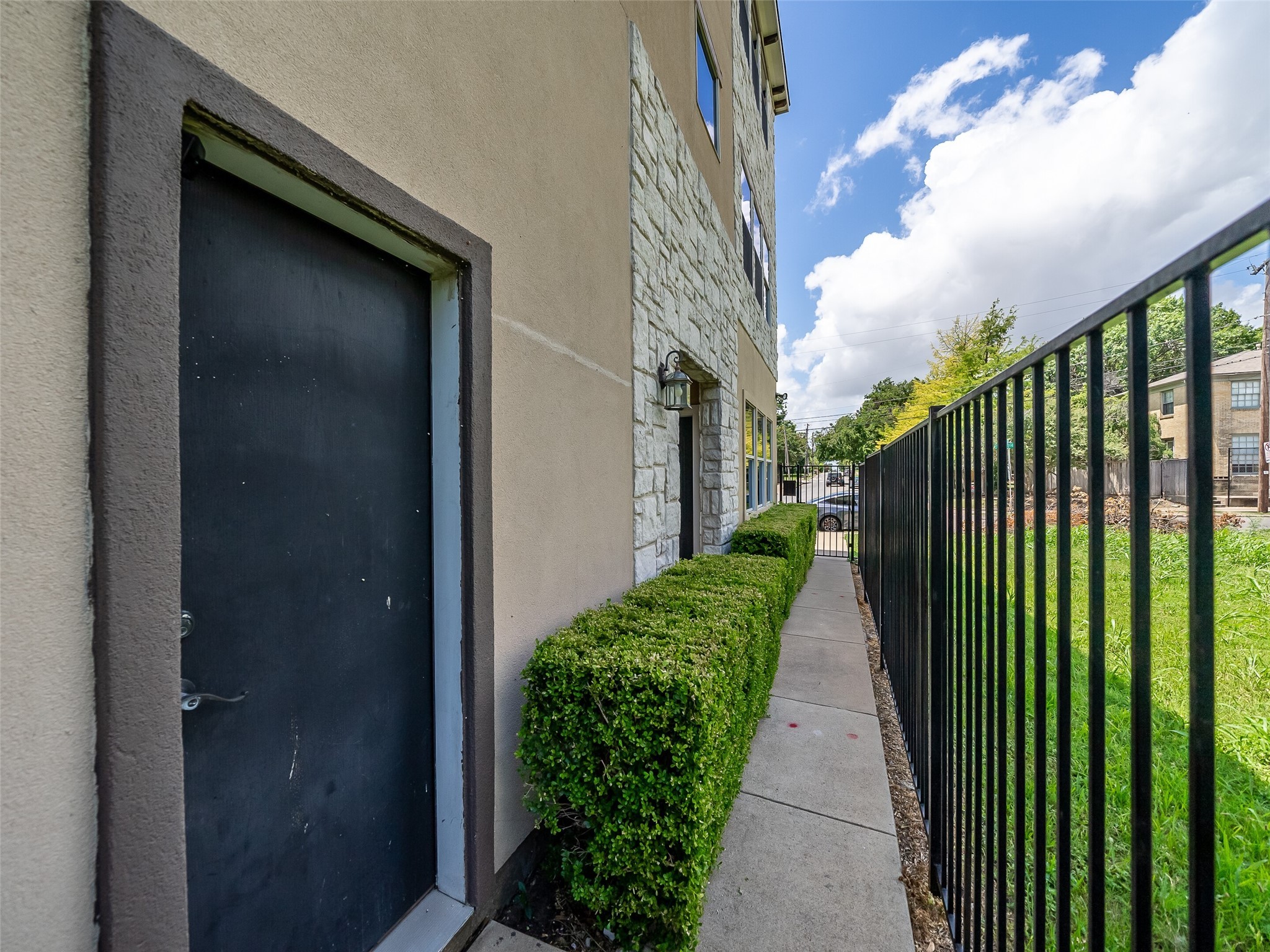 300 Slaughter Avenue