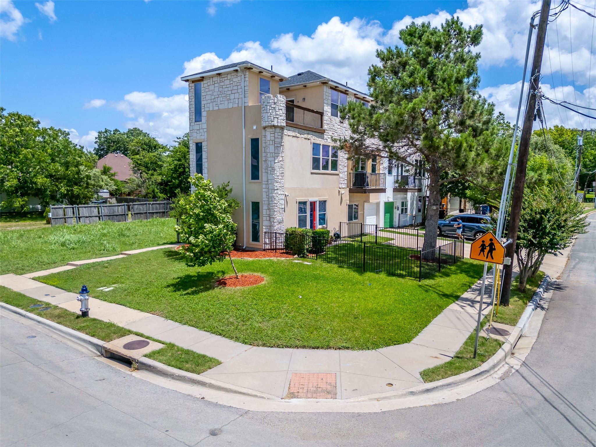 300 Slaughter Avenue