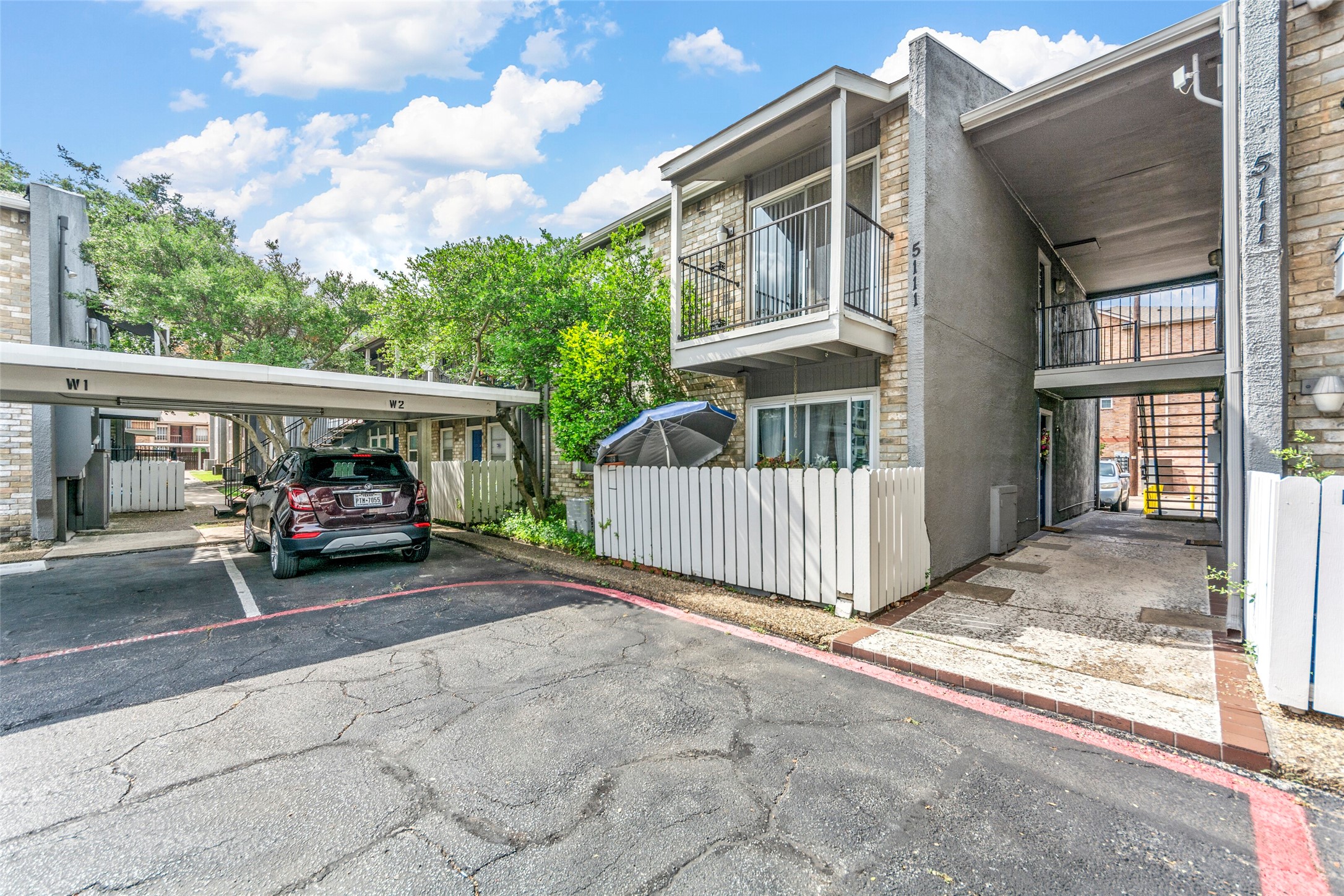 5111 Skillman Street 225