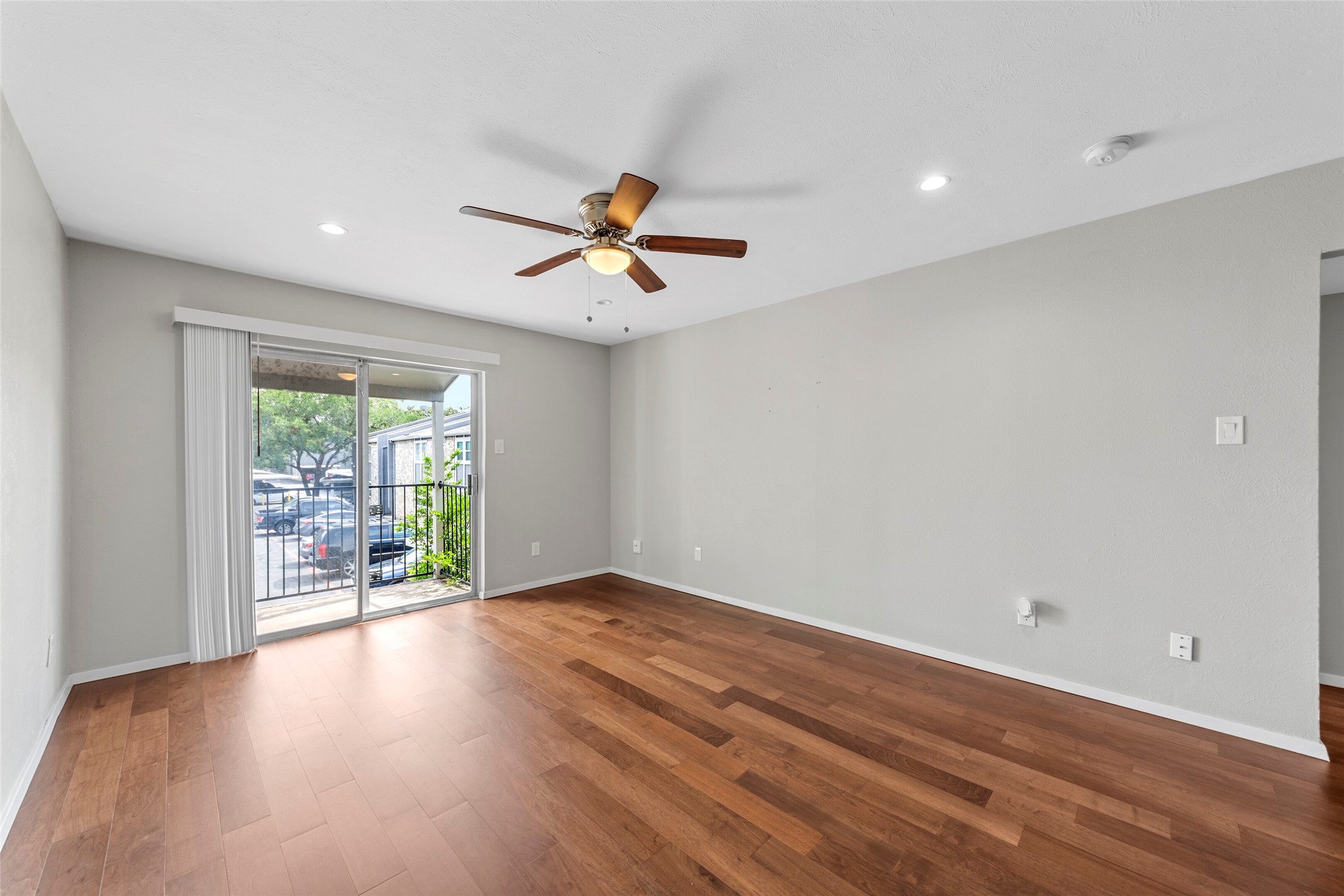 5111 Skillman Street 225