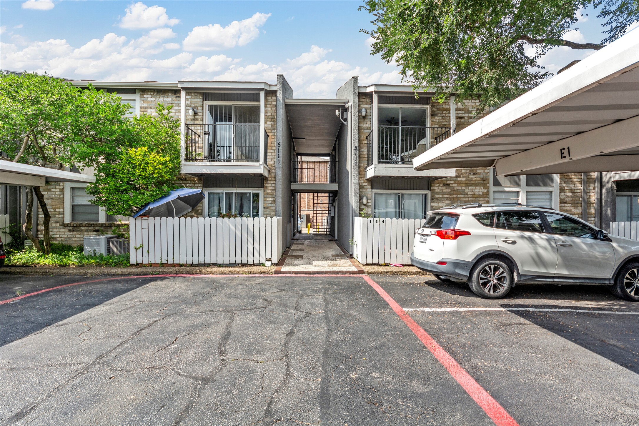 5111 Skillman Street 225