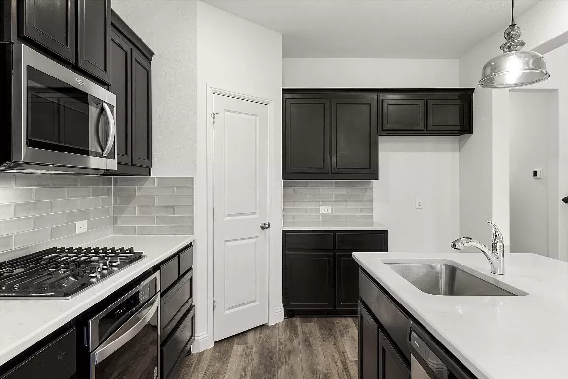 4003 Rain Lily Bend