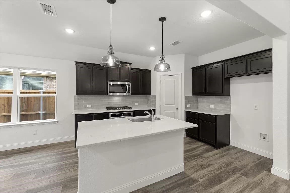 4003 Rain Lily Bend