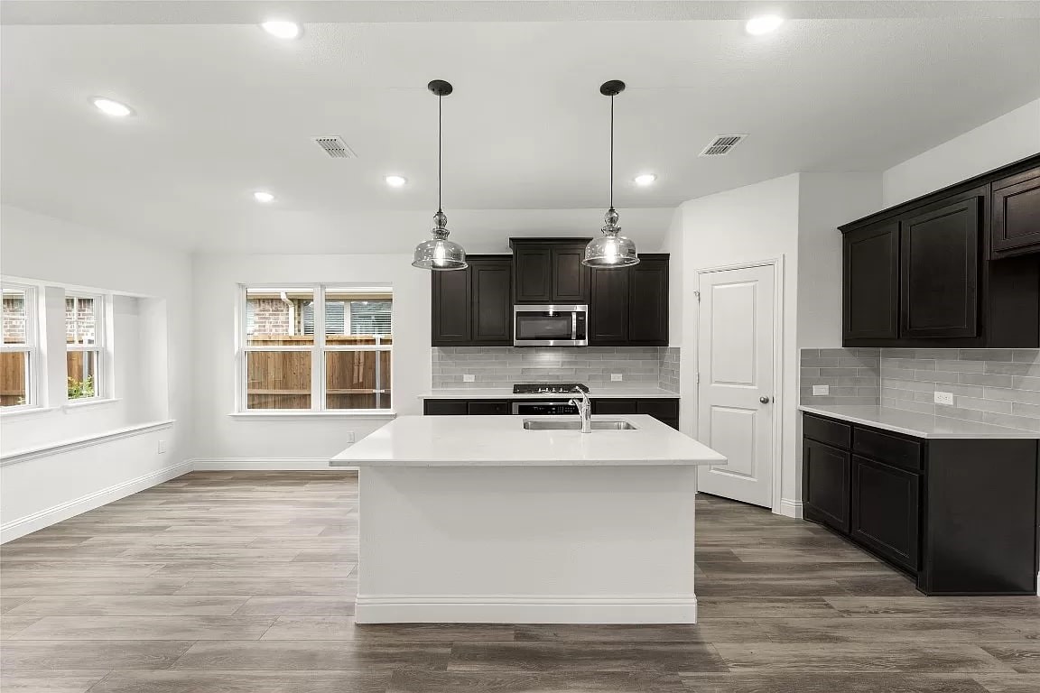 4003 Rain Lily Bend