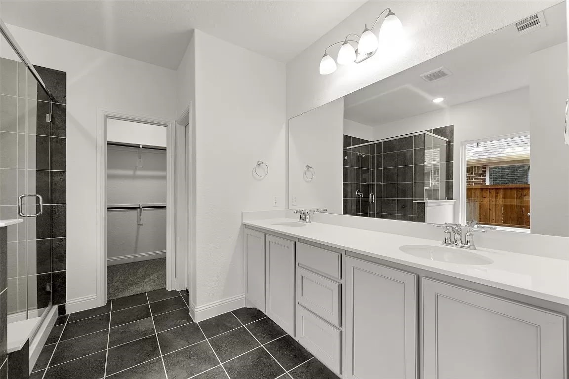 4003 Rain Lily Bend