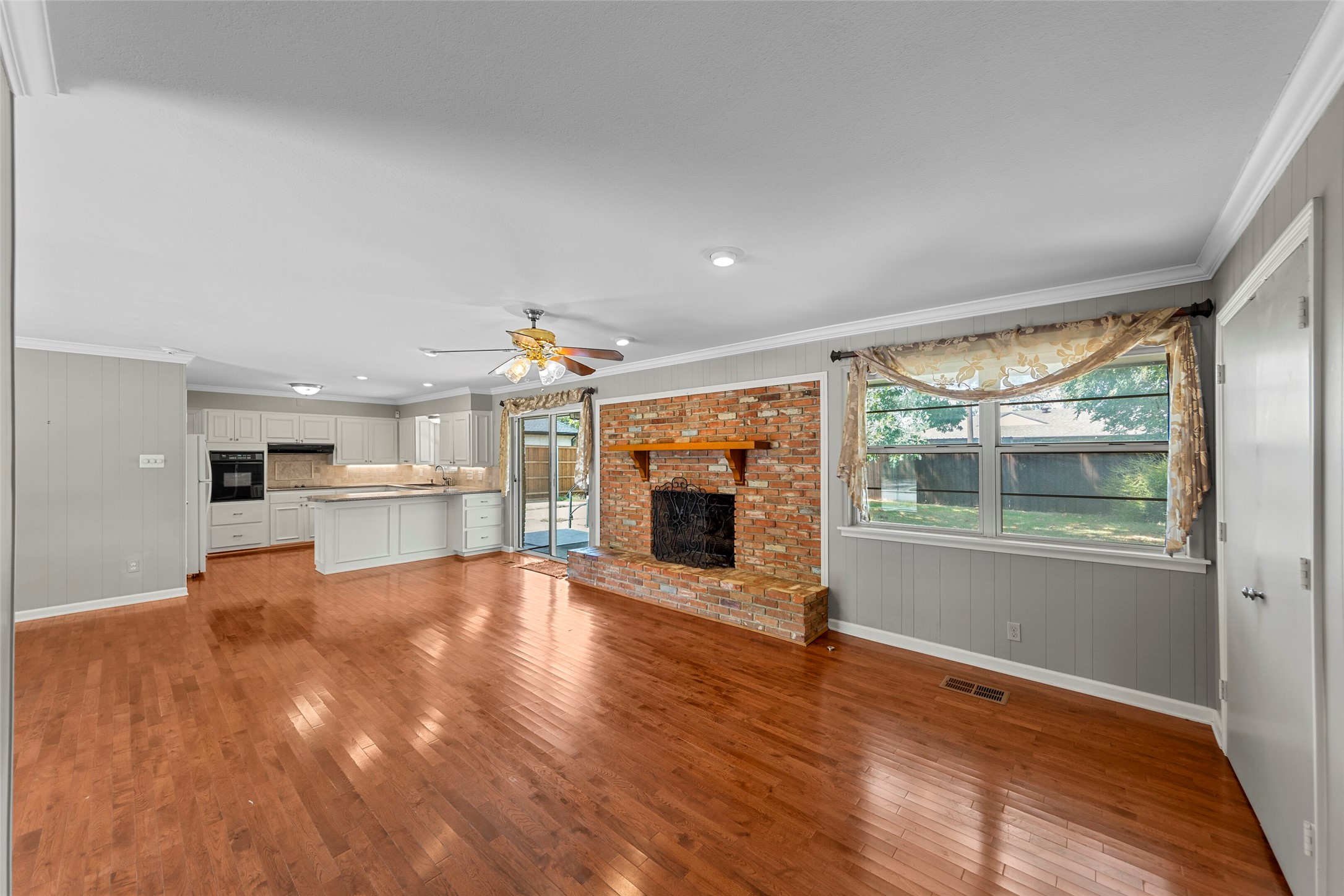 3009 Primrose Lane