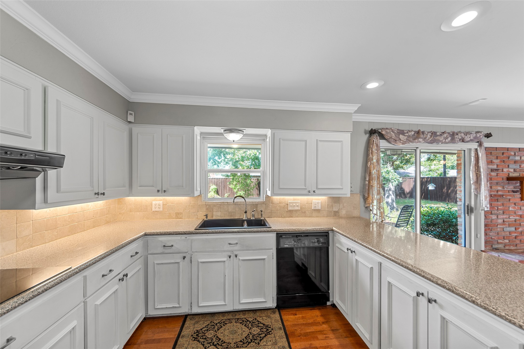 3009 Primrose Lane
