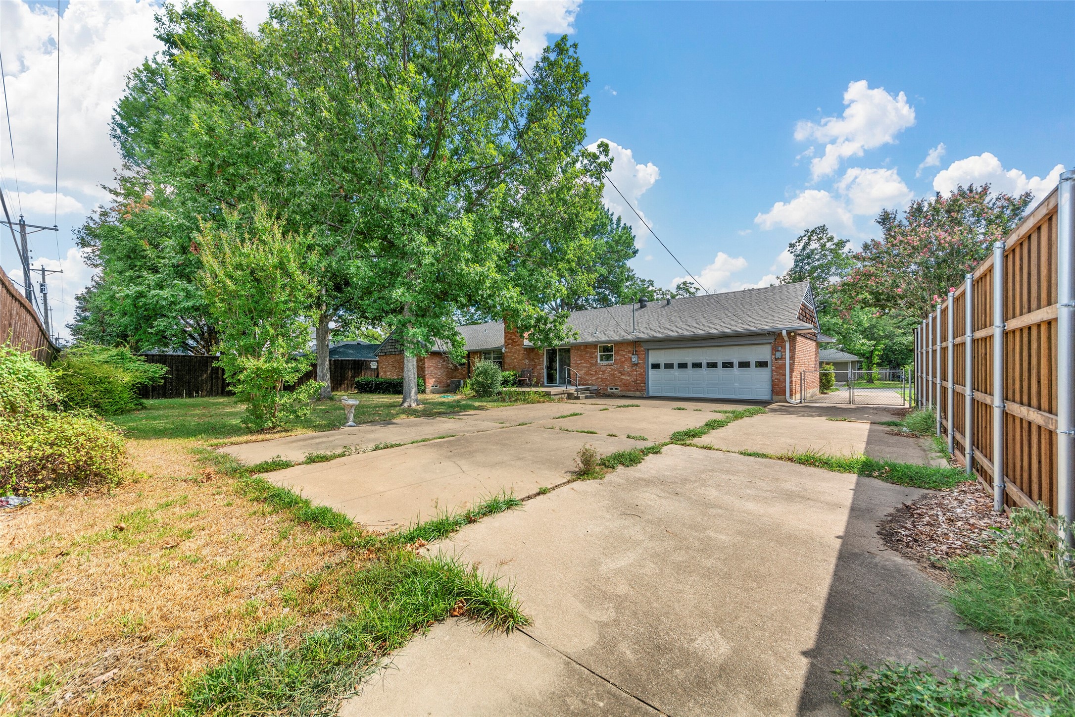 3009 Primrose Lane
