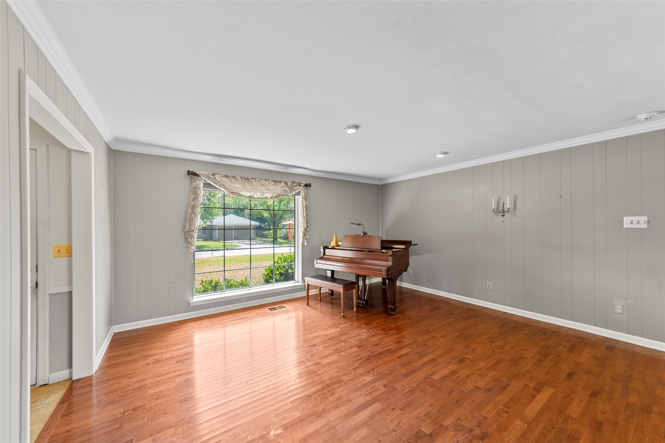 3009 Primrose Lane