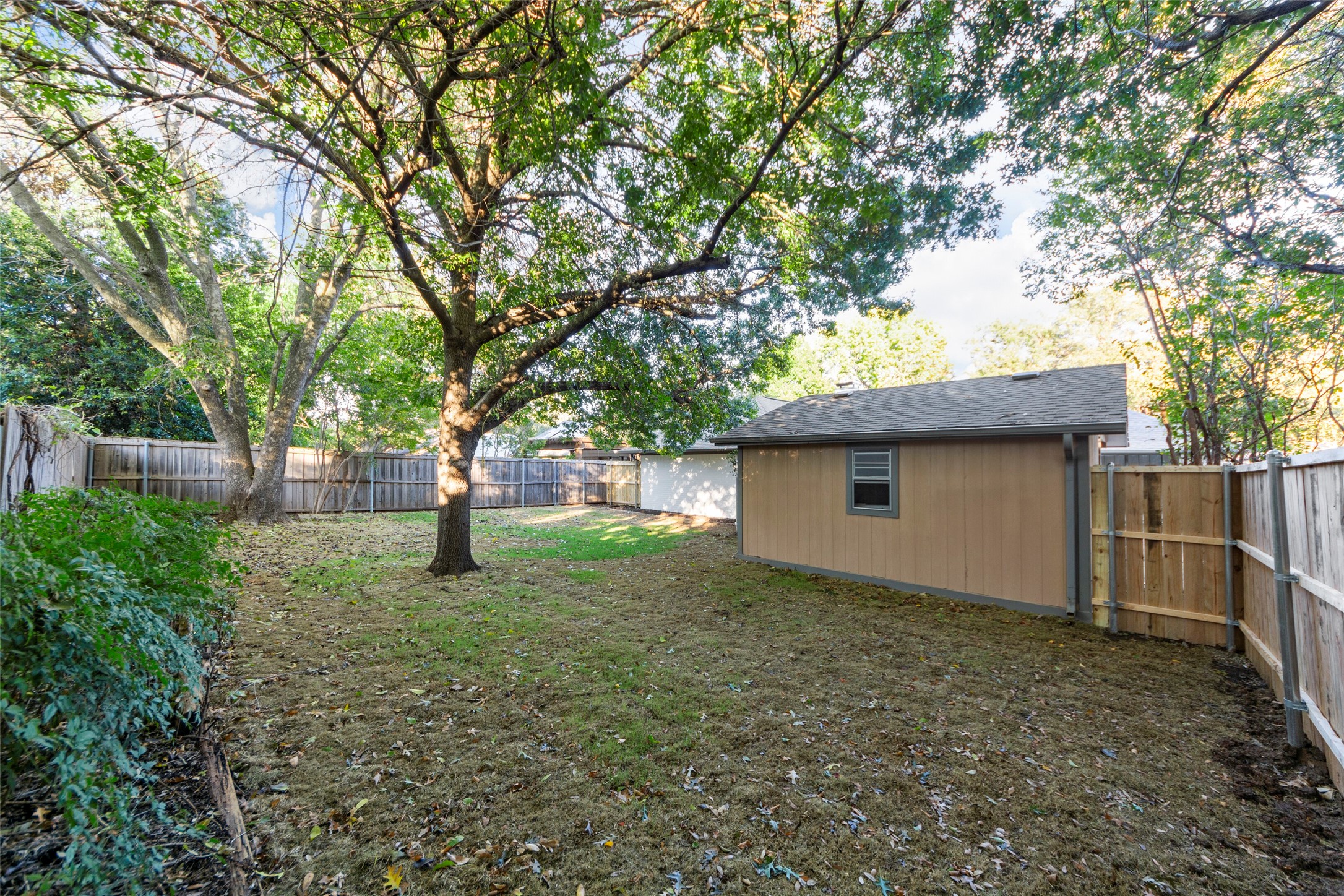 2219 N Lake Trail