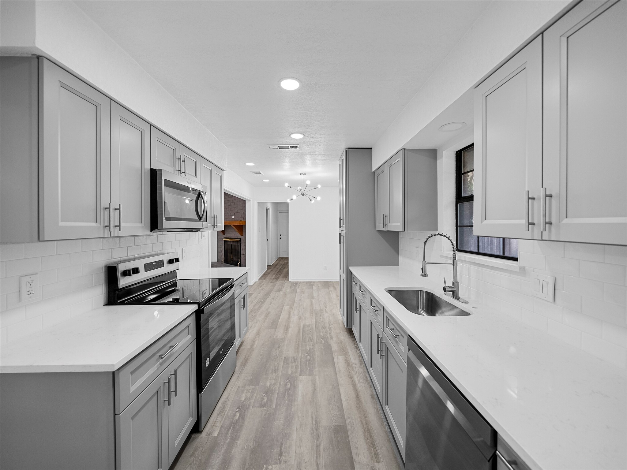 2219 N Lake Trail