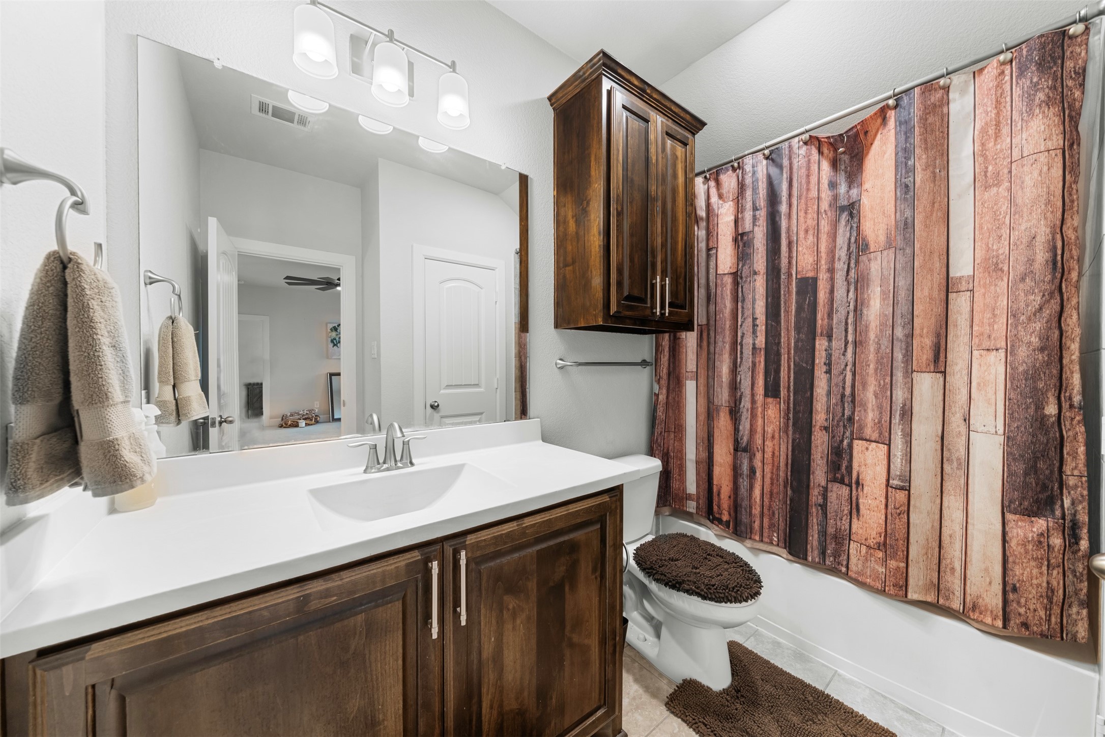 1401 Birds Fort Trail