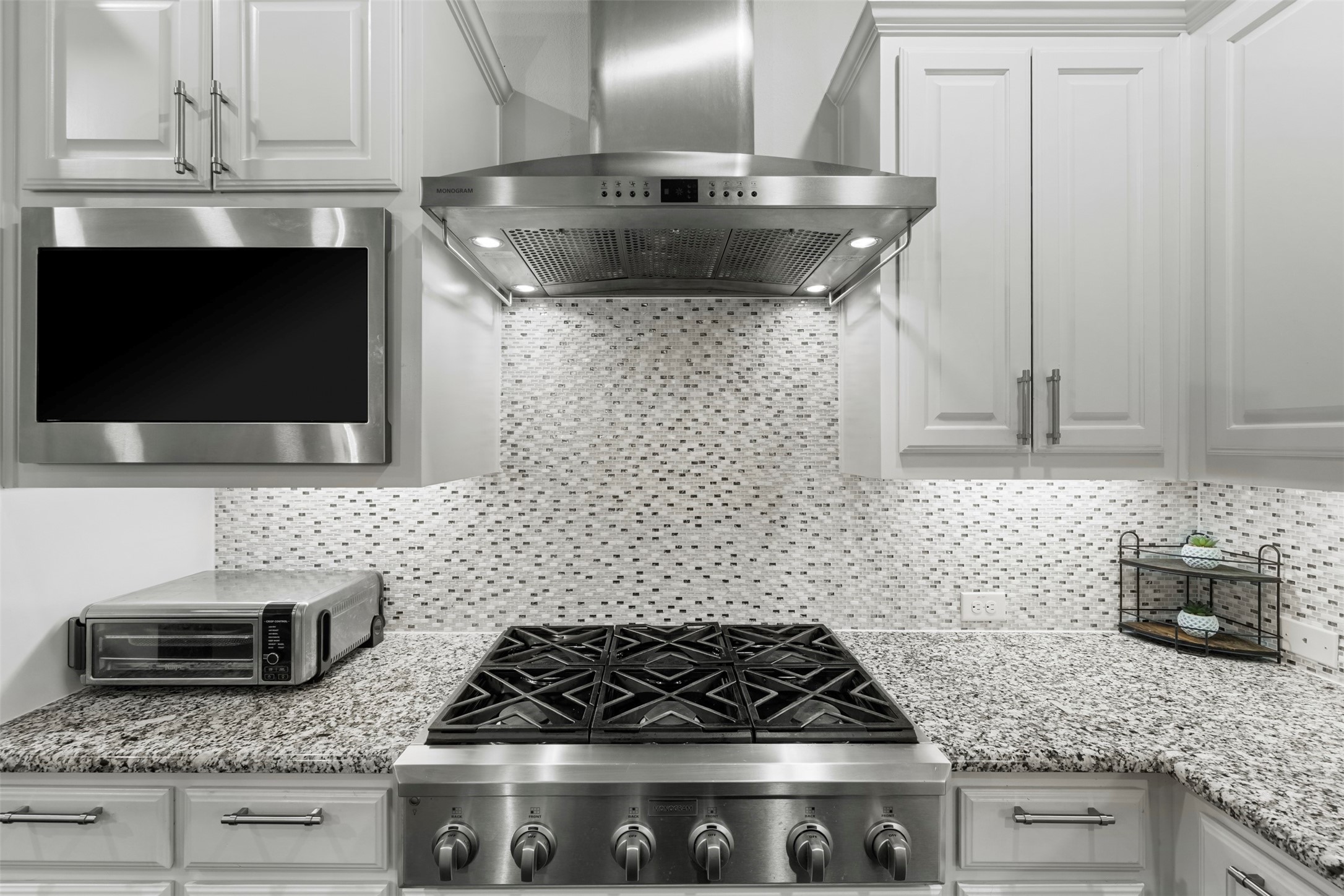 1401 Birds Fort Trail