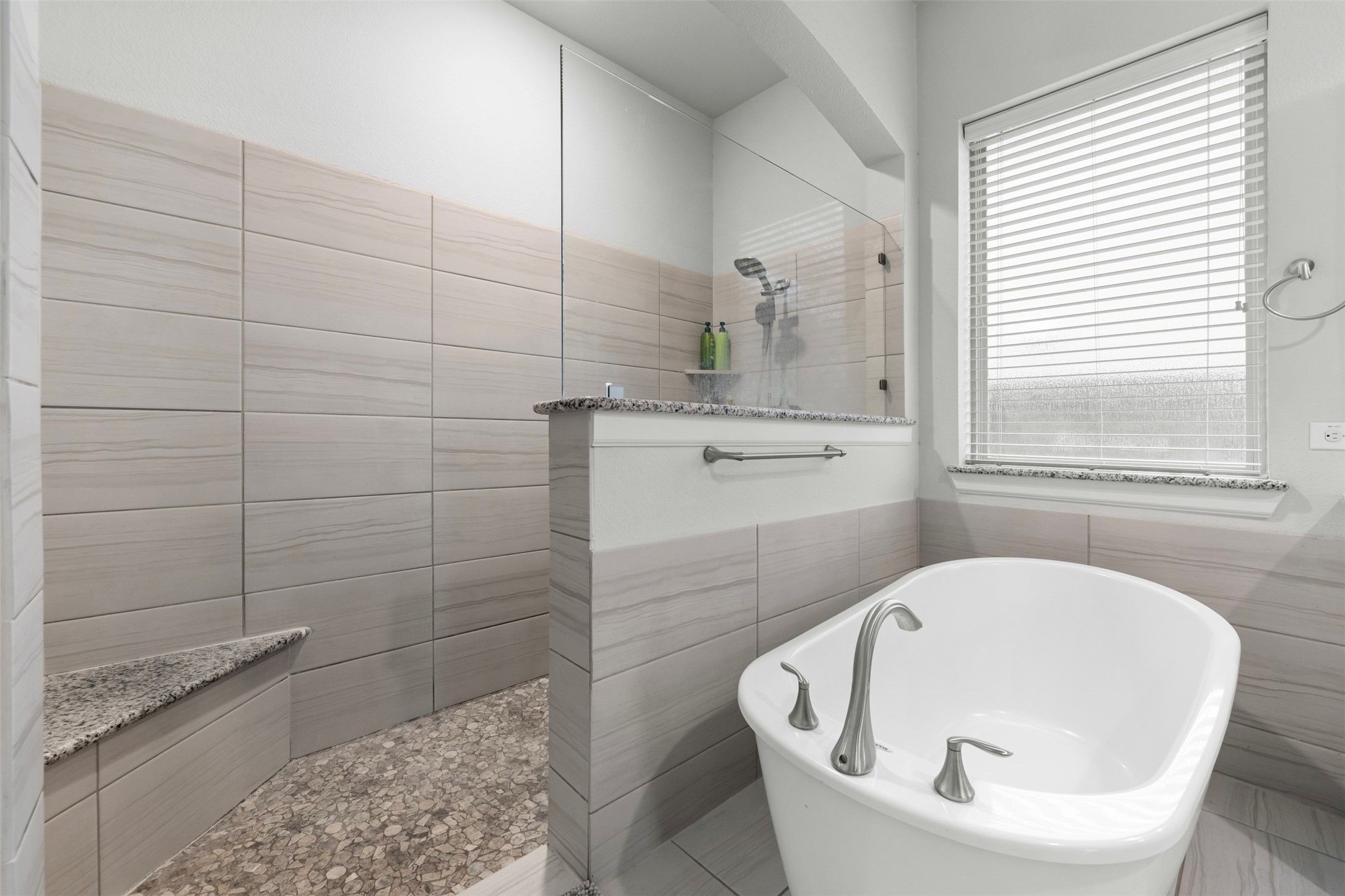 1401 Birds Fort Trail