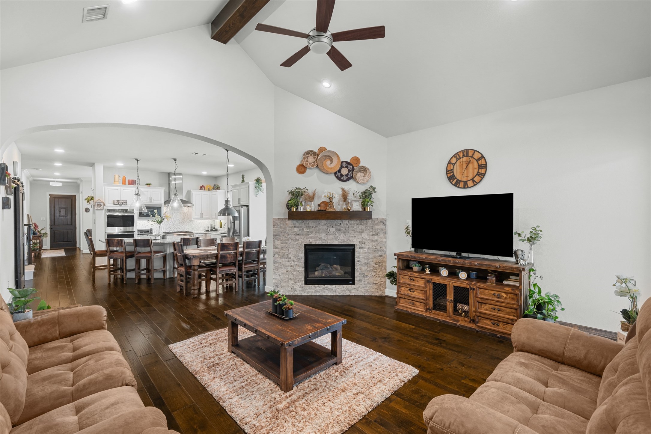 1401 Birds Fort Trail