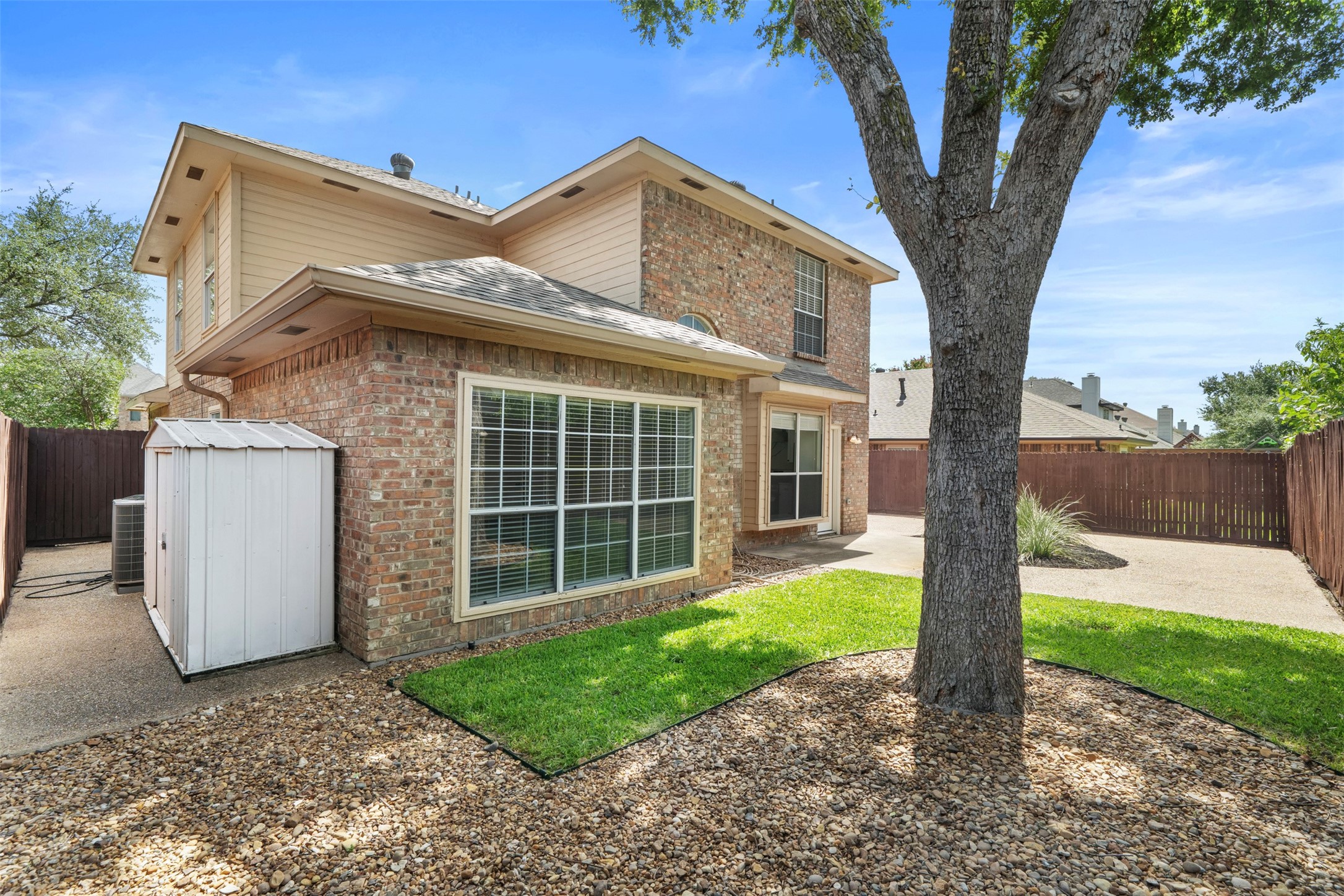 4709 Thorntree Drive