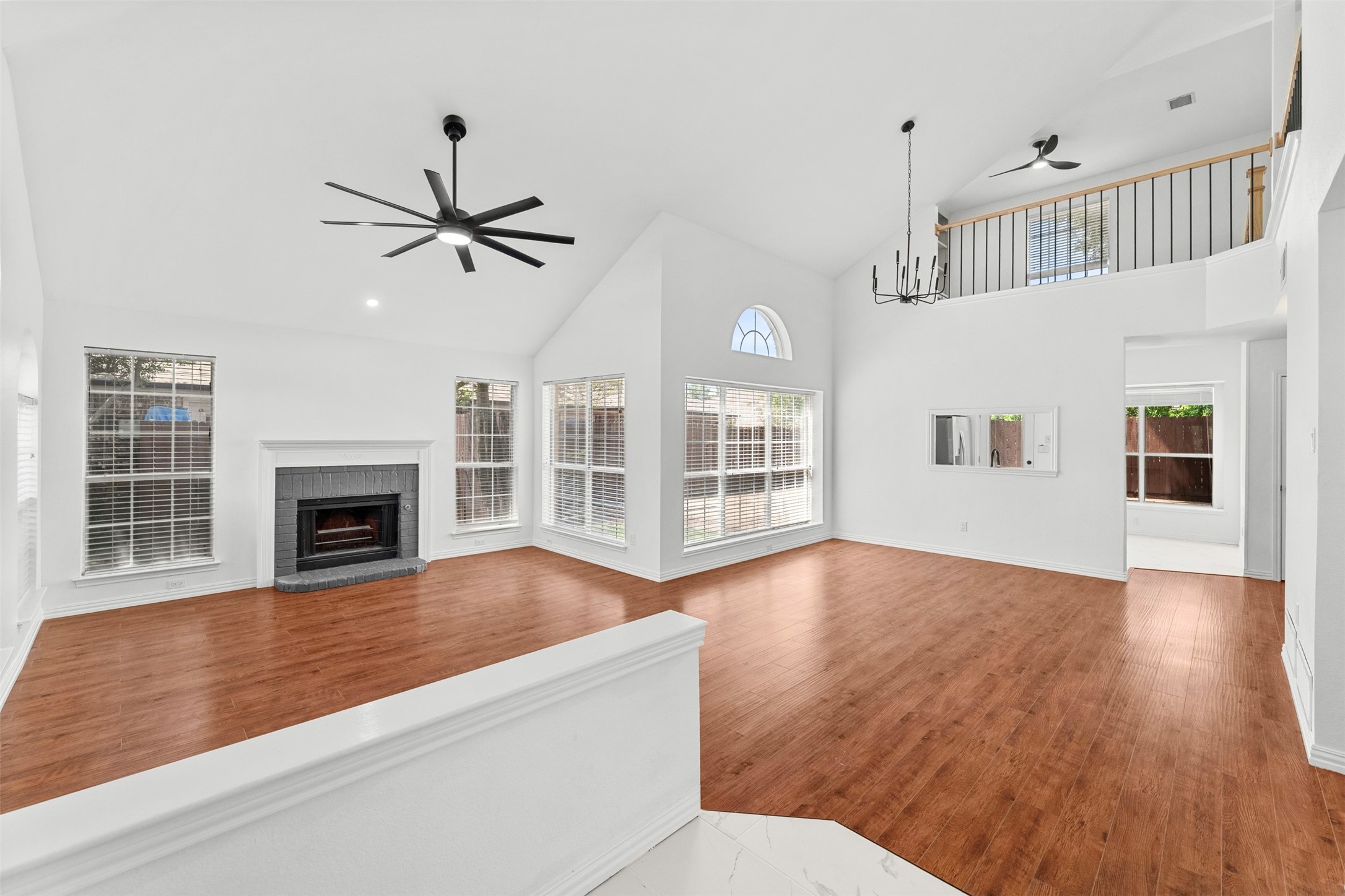 4709 Thorntree Drive