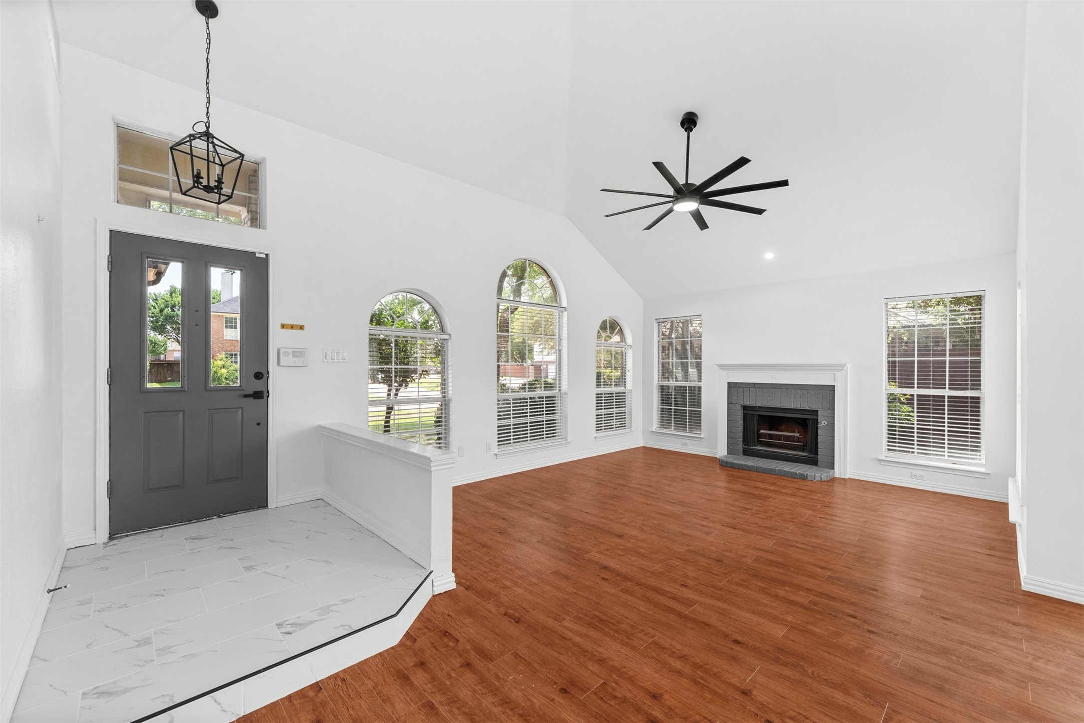 4709 Thorntree Drive