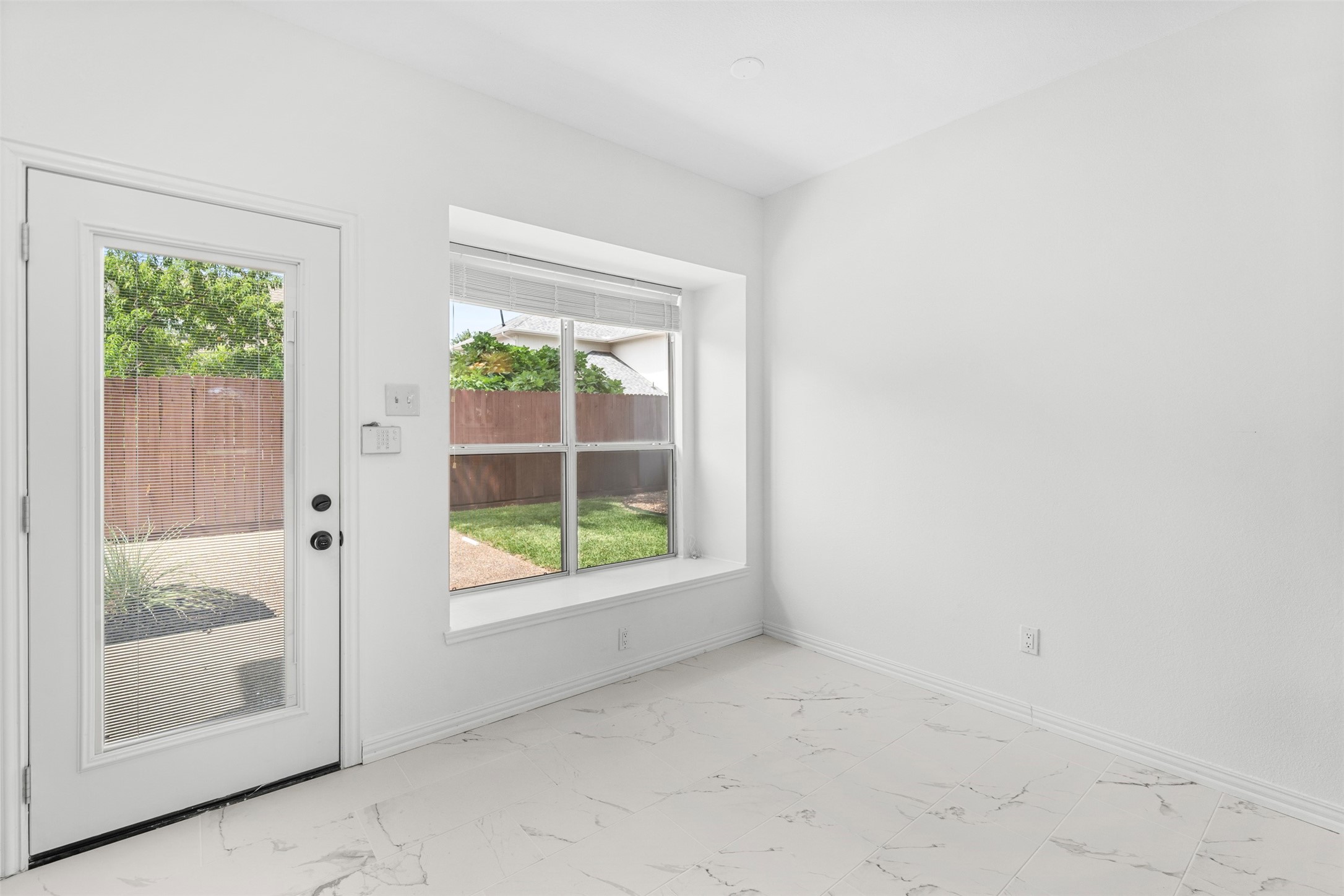 4709 Thorntree Drive