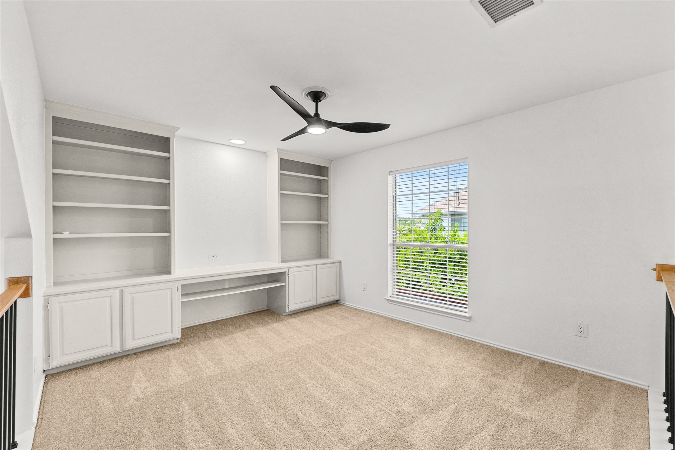 4709 Thorntree Drive