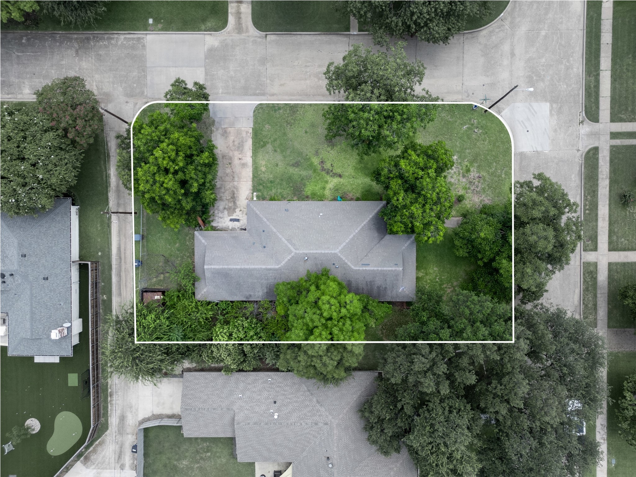 9904 Ontario Lane